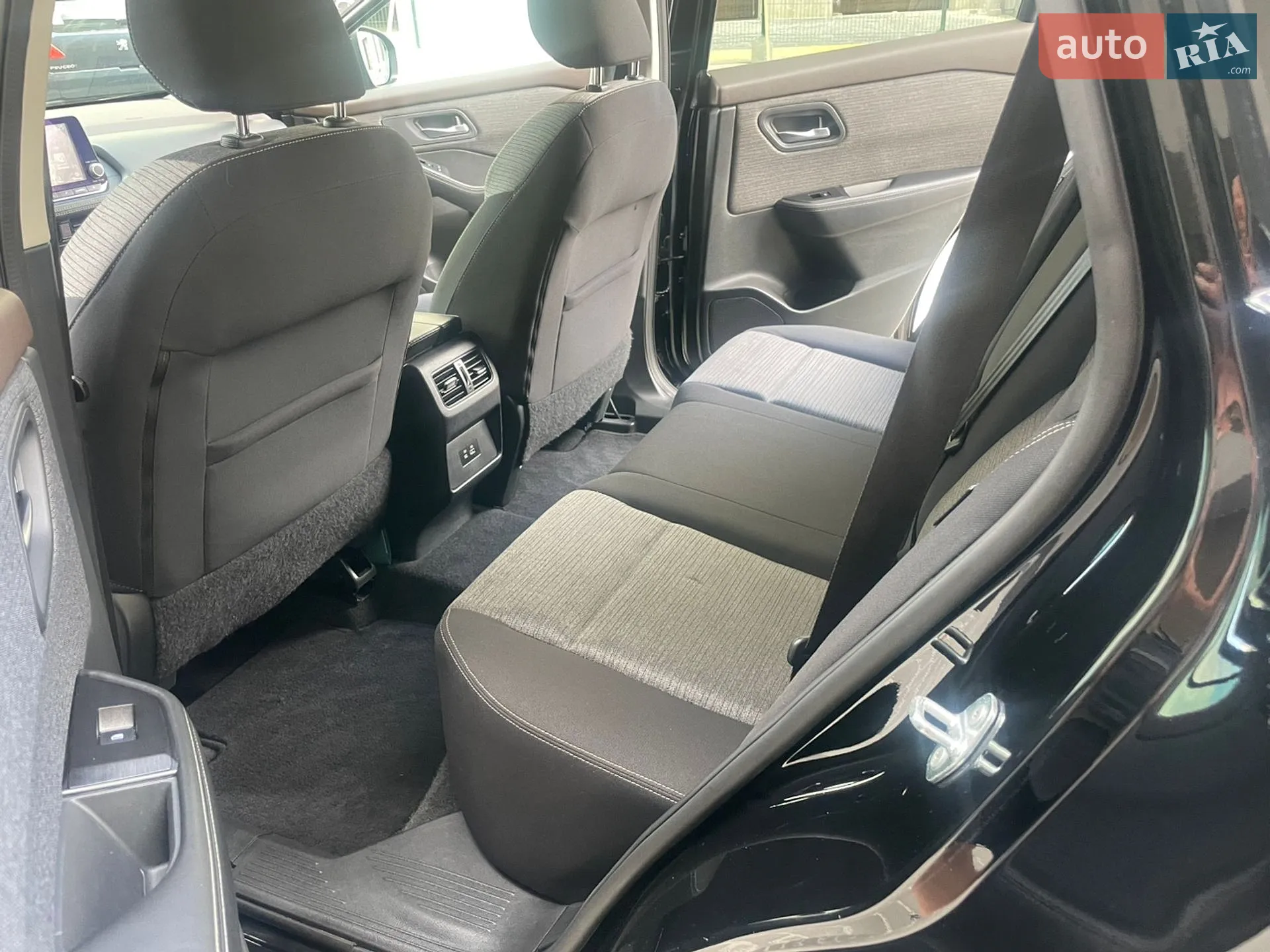 2021 Nissan Rogue - мініатюра 33