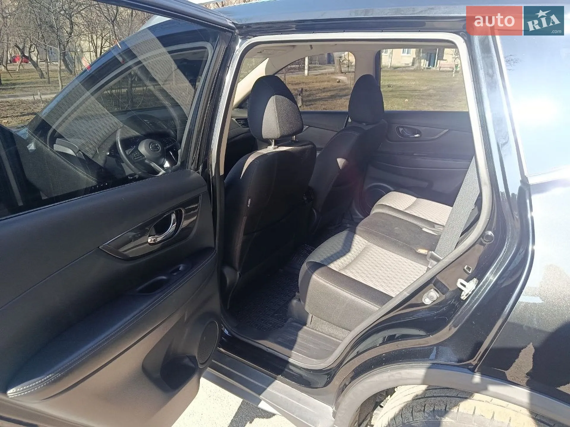 2019 Nissan Rogue - мініатюра 10