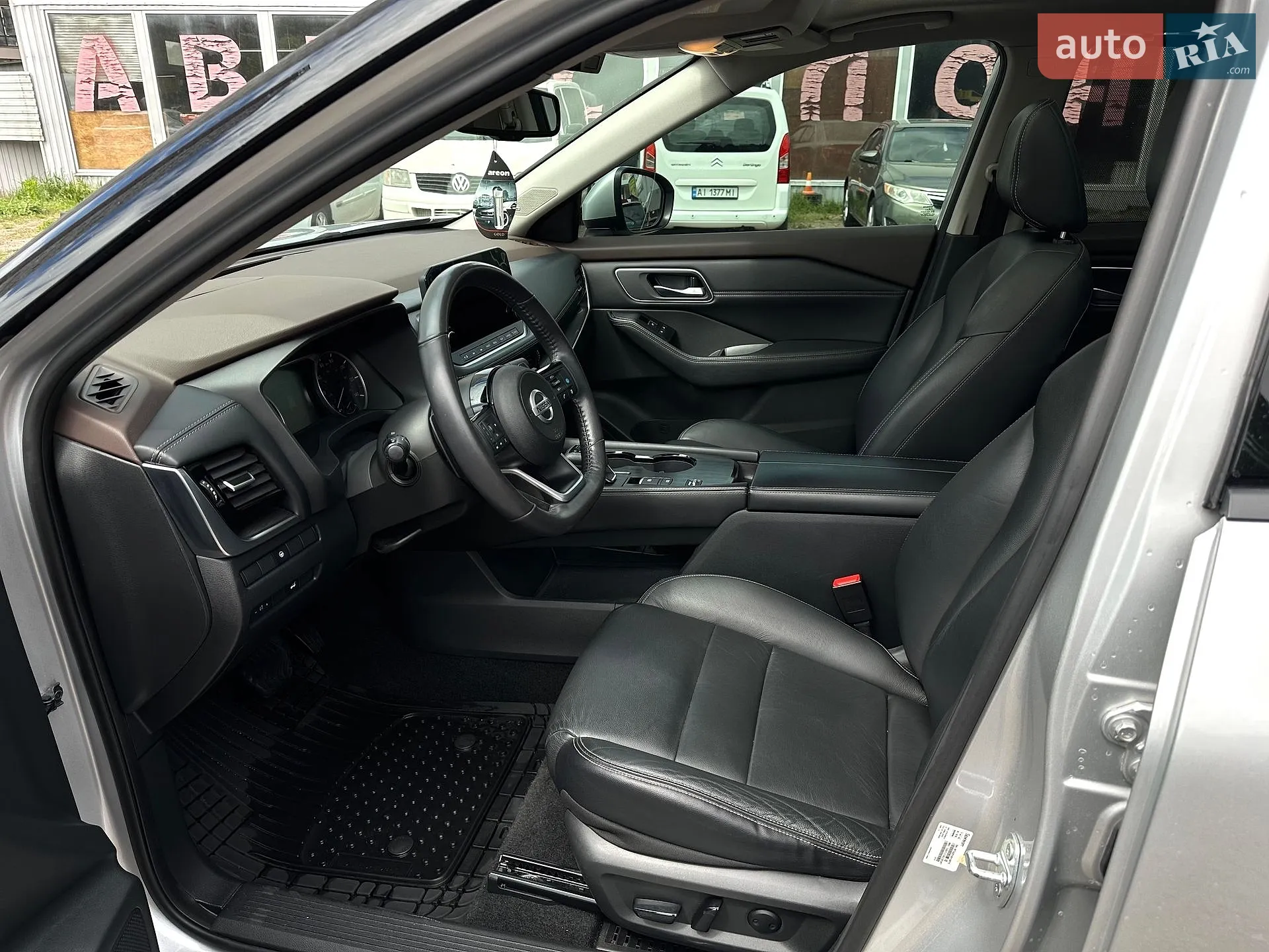 2020 Nissan Rogue - мініатюра 17