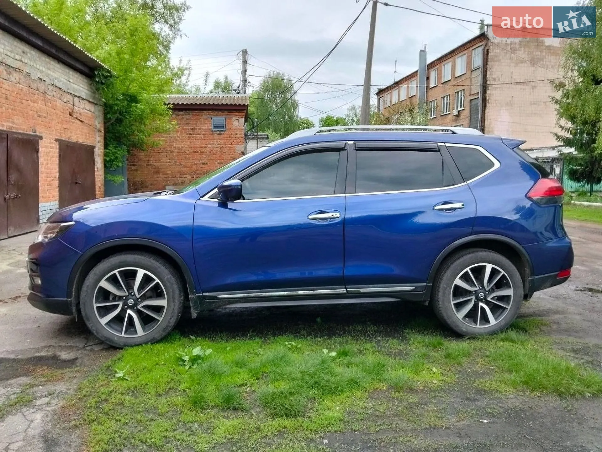 2017 Nissan Rogue - мініатюра 2
