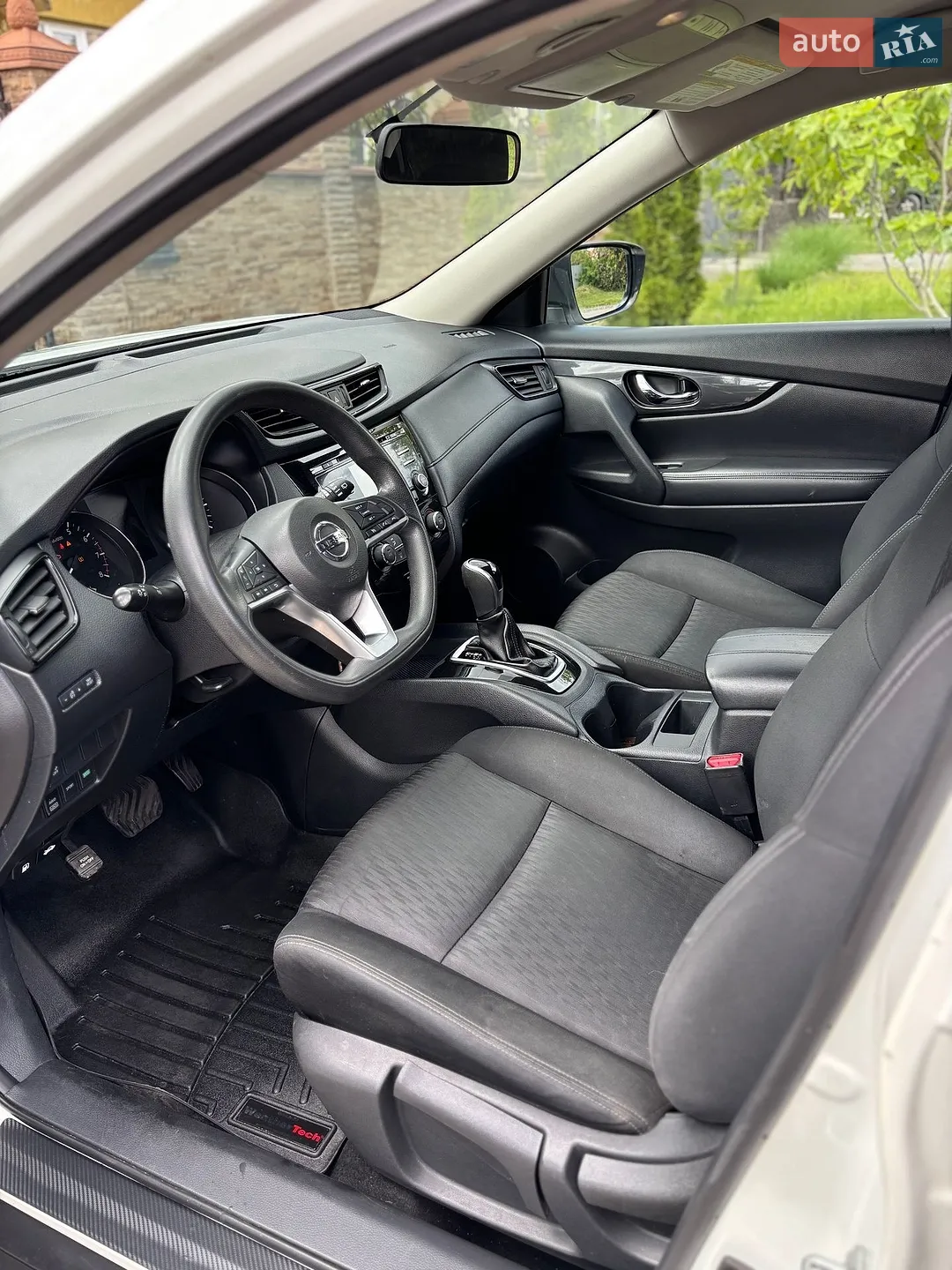 2017 Nissan Rogue - мініатюра 5