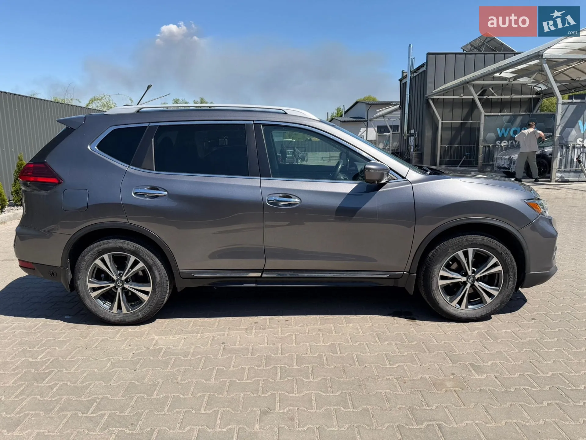 2017 Nissan Rogue - мініатюра 3