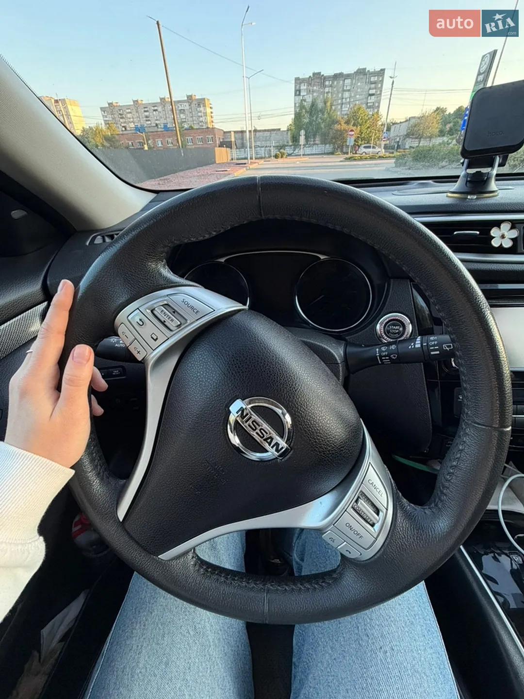 2015 Nissan Rogue - мініатюра 8