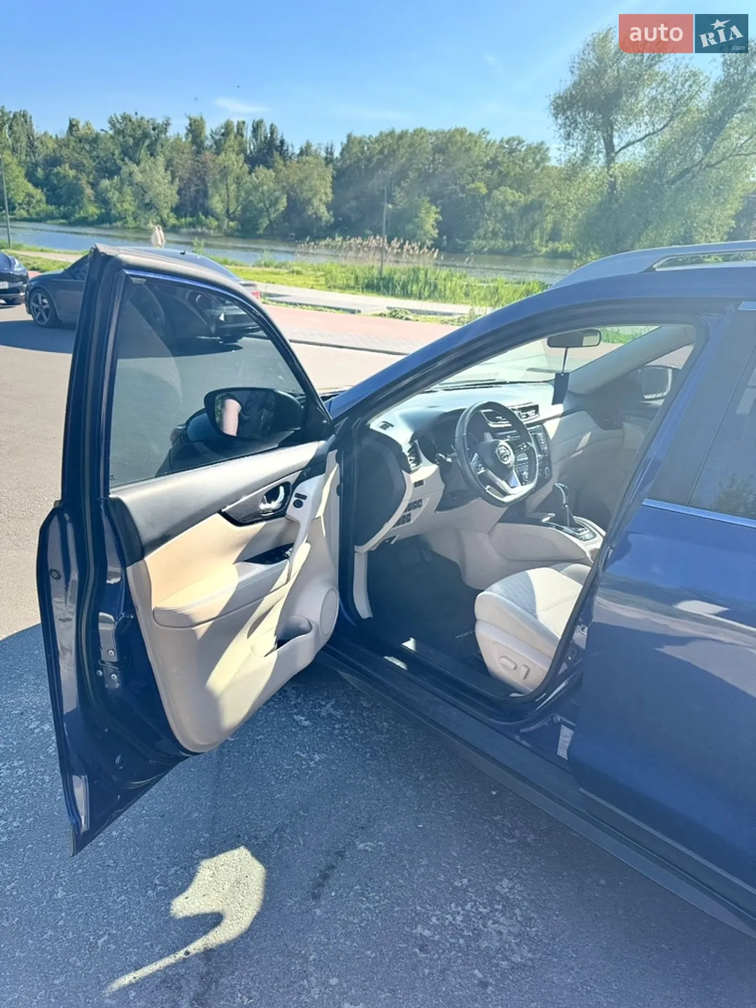 2019 Nissan Rogue - мініатюра 17
