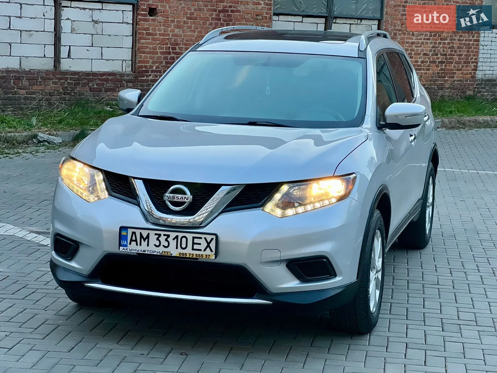 2014 Nissan Rogue - мініатюра 2
