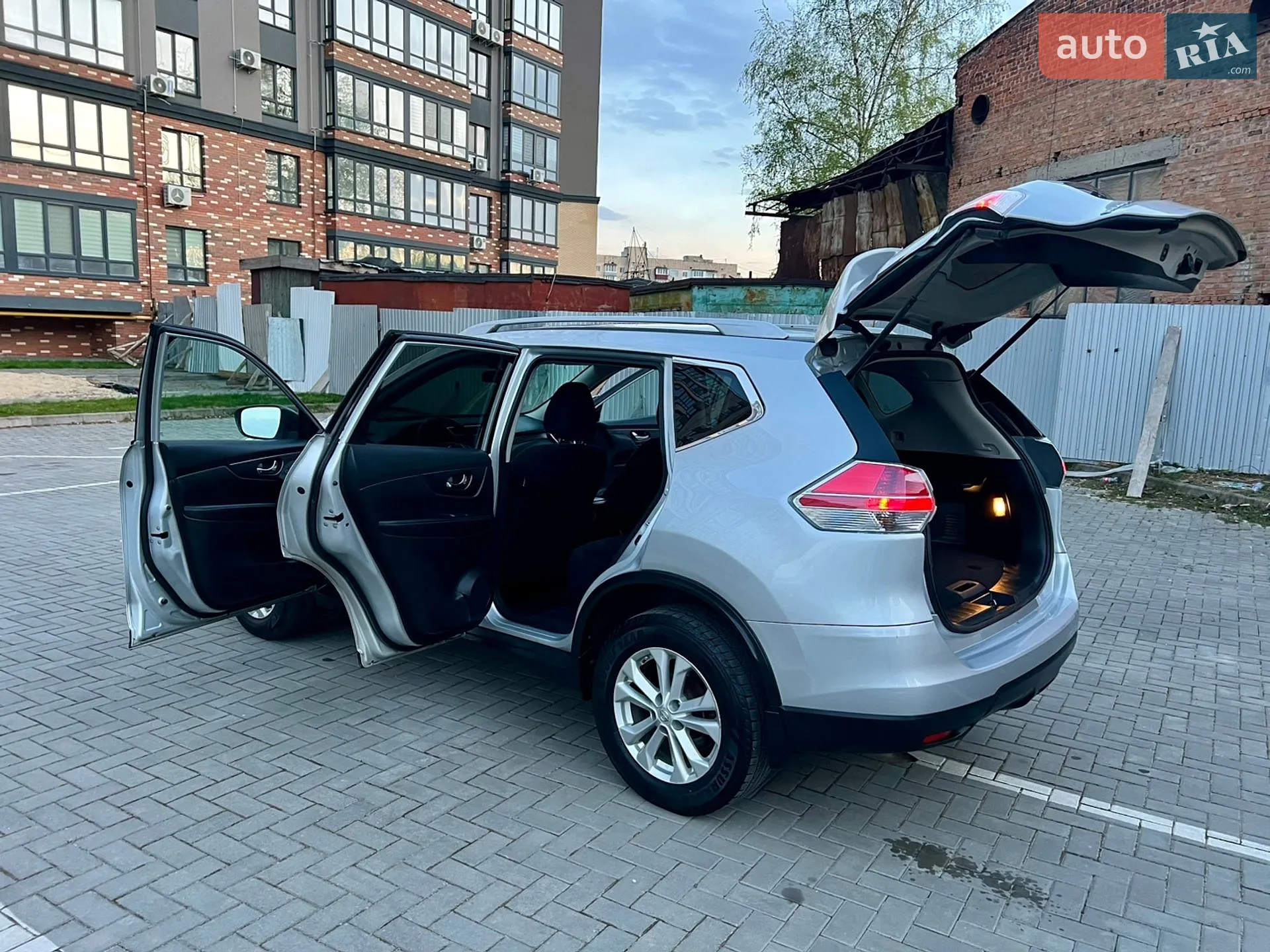 2014 Nissan Rogue - мініатюра 25