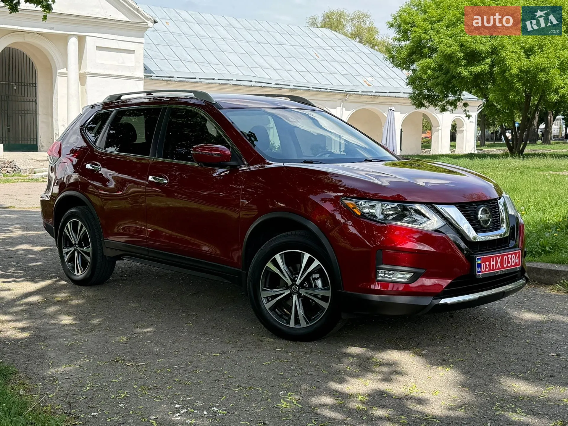 2019 Nissan Rogue - мініатюра 2