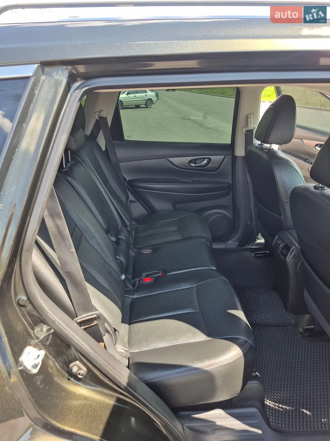 2016 Nissan Rogue - мініатюра 35