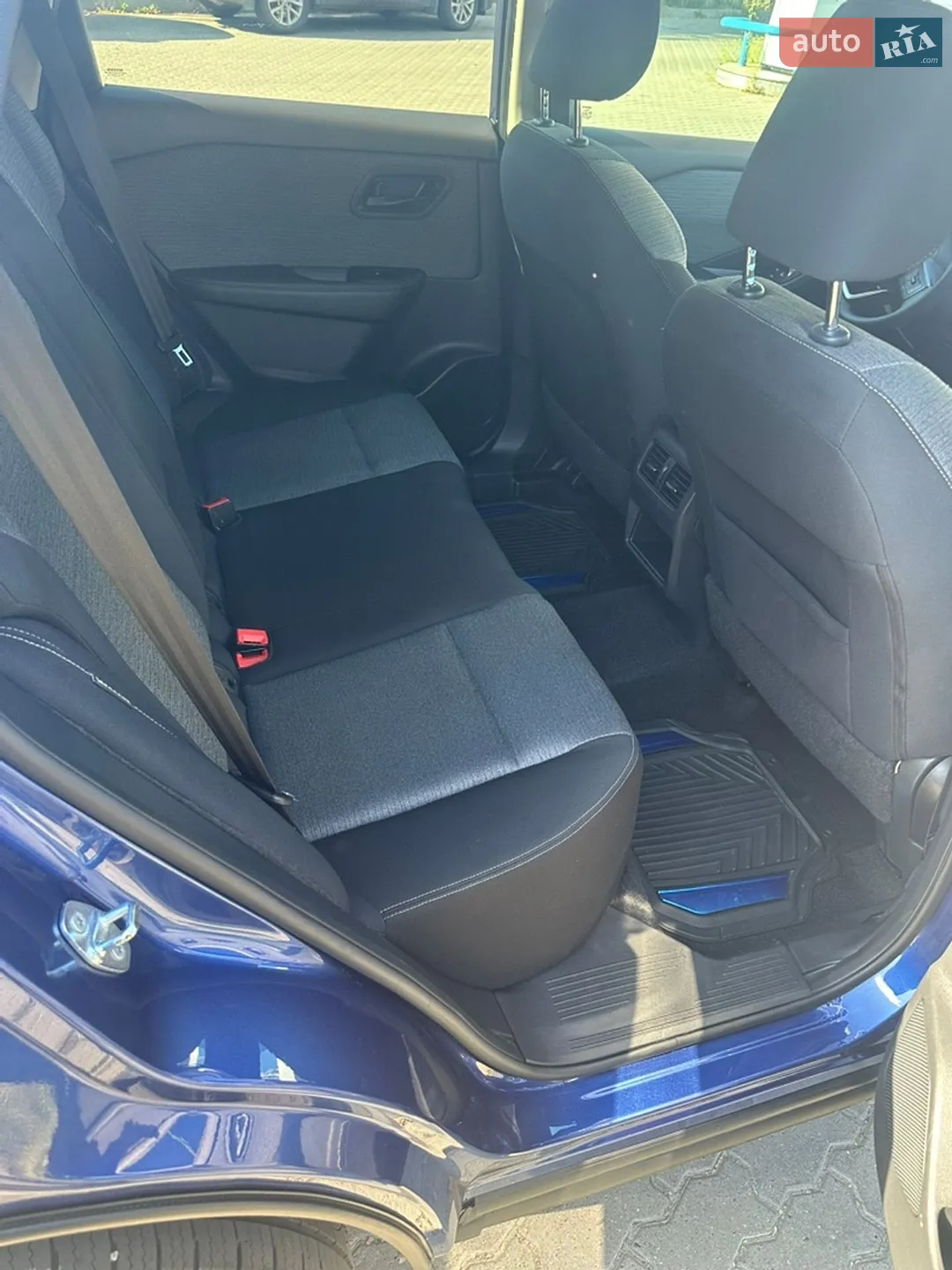 2021 Nissan Rogue - мініатюра 12