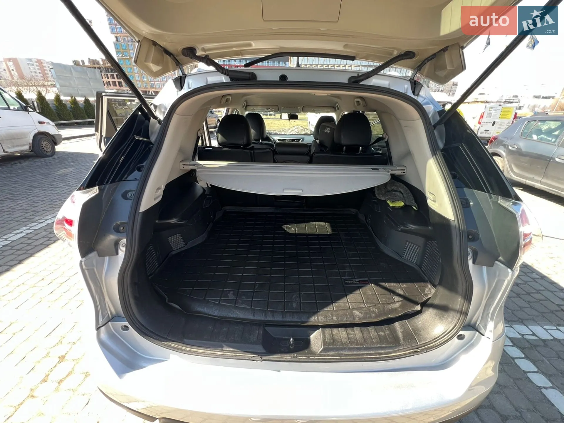 2016 Nissan Rogue - мініатюра 28