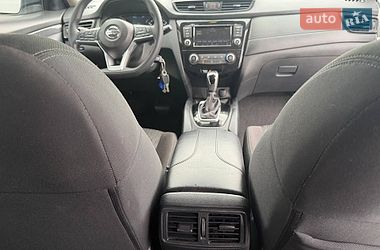 Внедорожник / Кроссовер Nissan Rogue 2020 в Полтаве