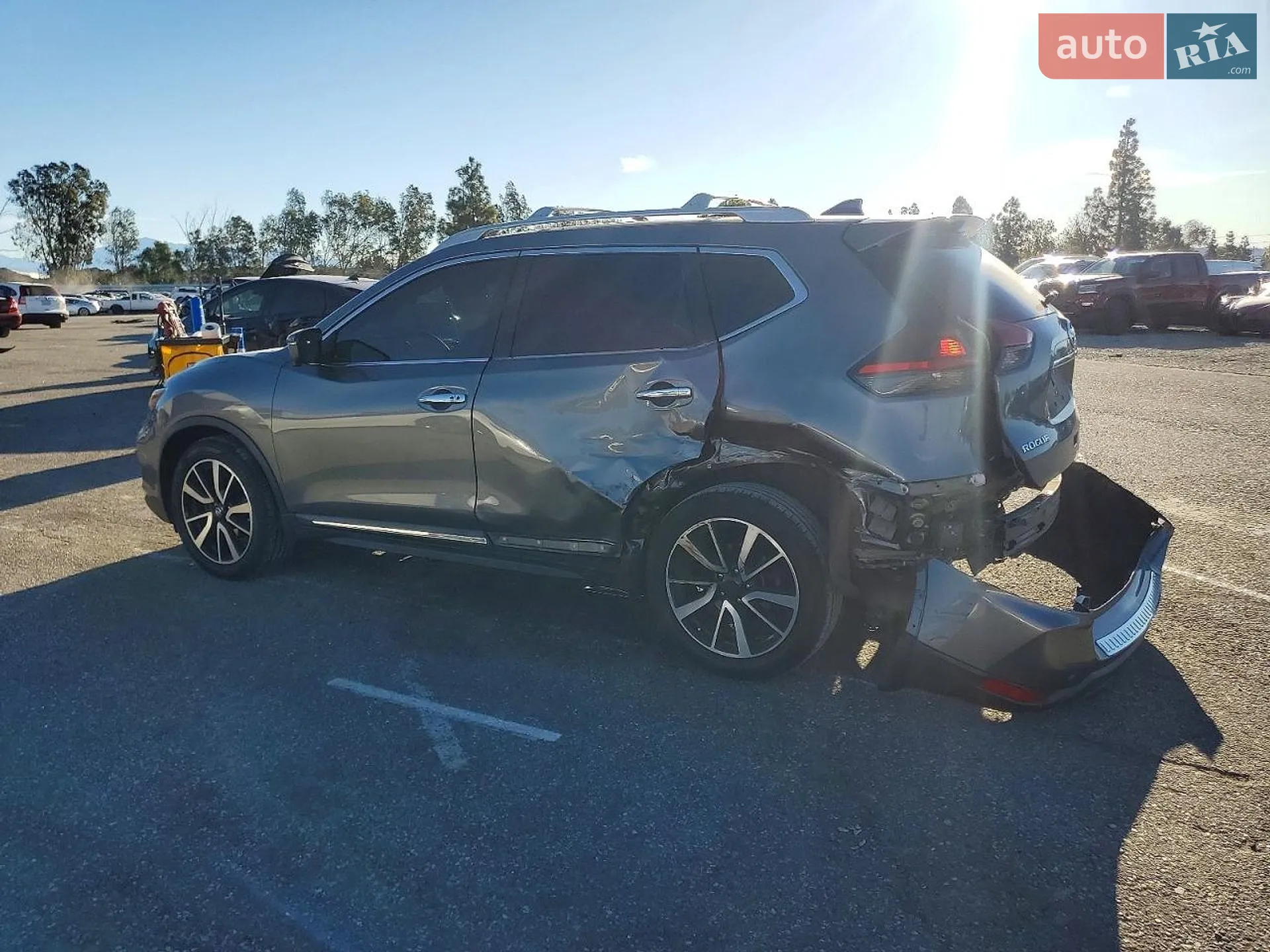 2019 Nissan Rogue - мініатюра 3