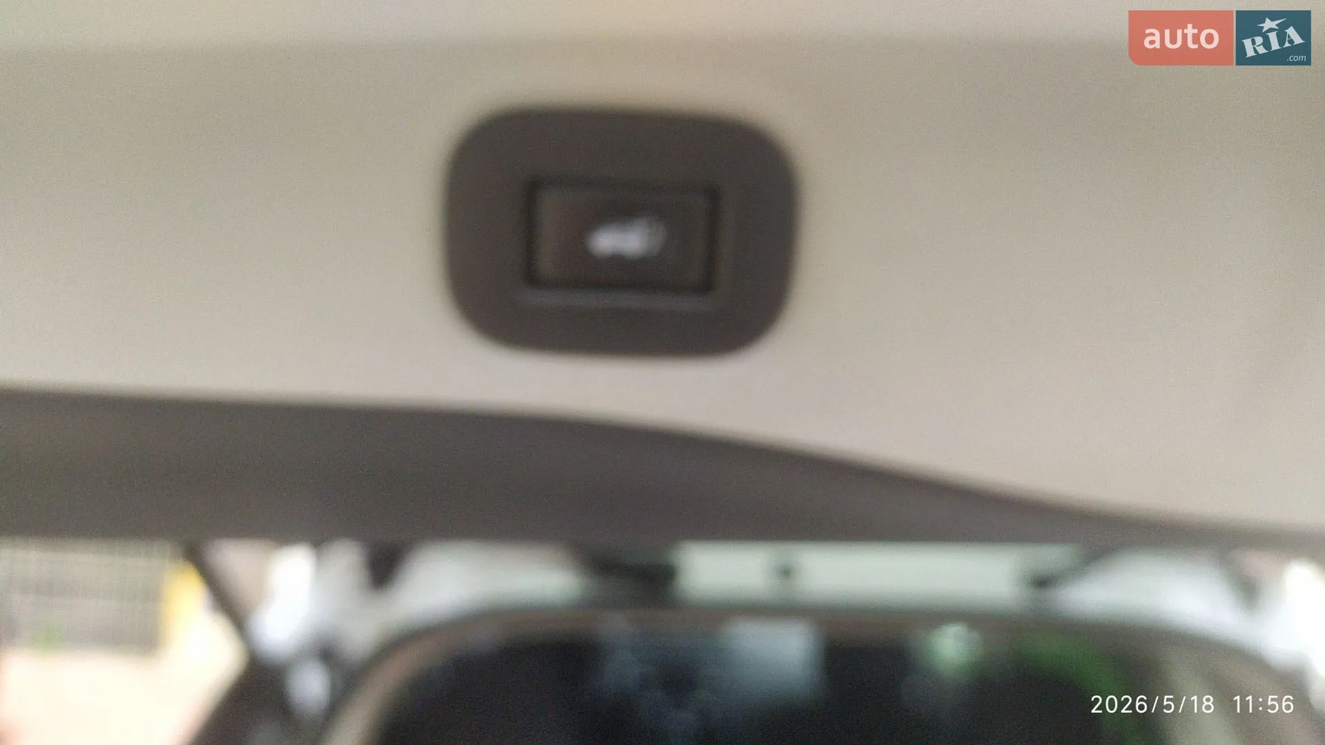 2018 Nissan Rogue - мініатюра 3