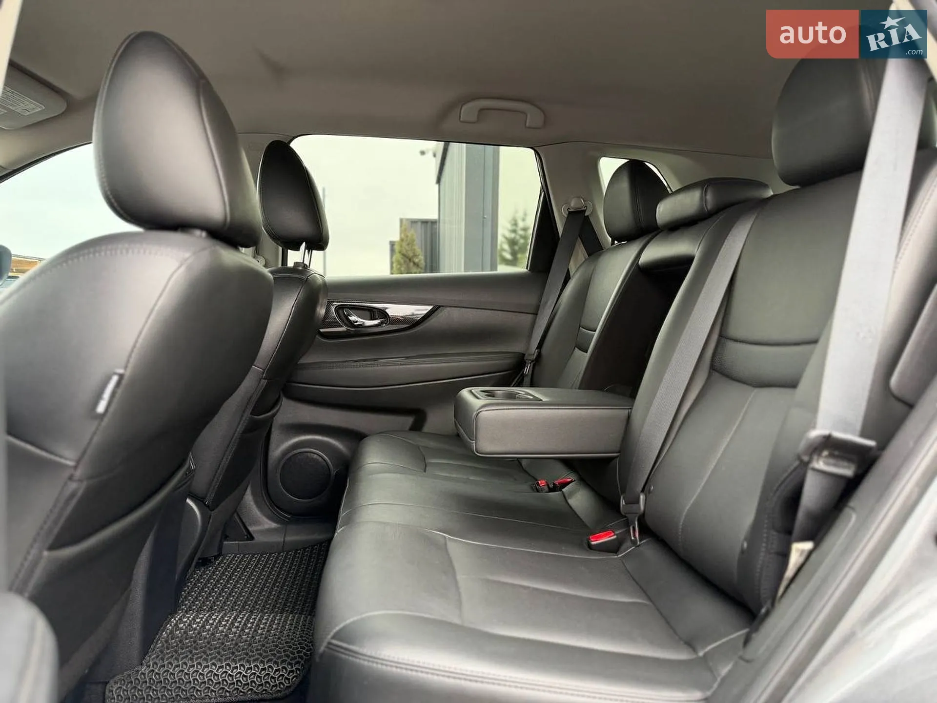 2018 Nissan Rogue - мініатюра 20