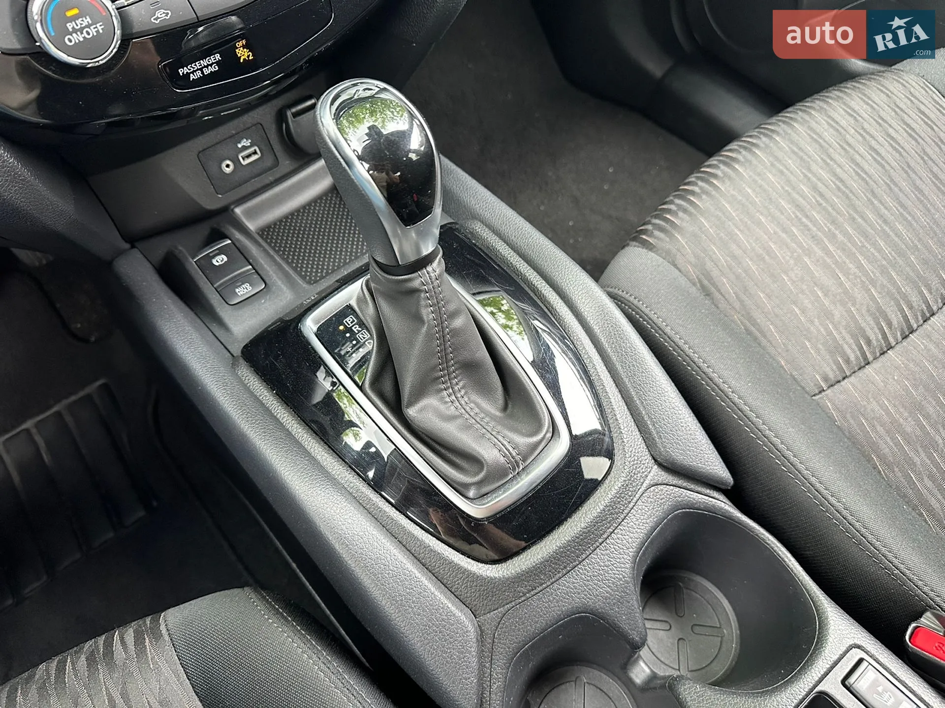 2020 Nissan Rogue - мініатюра 25