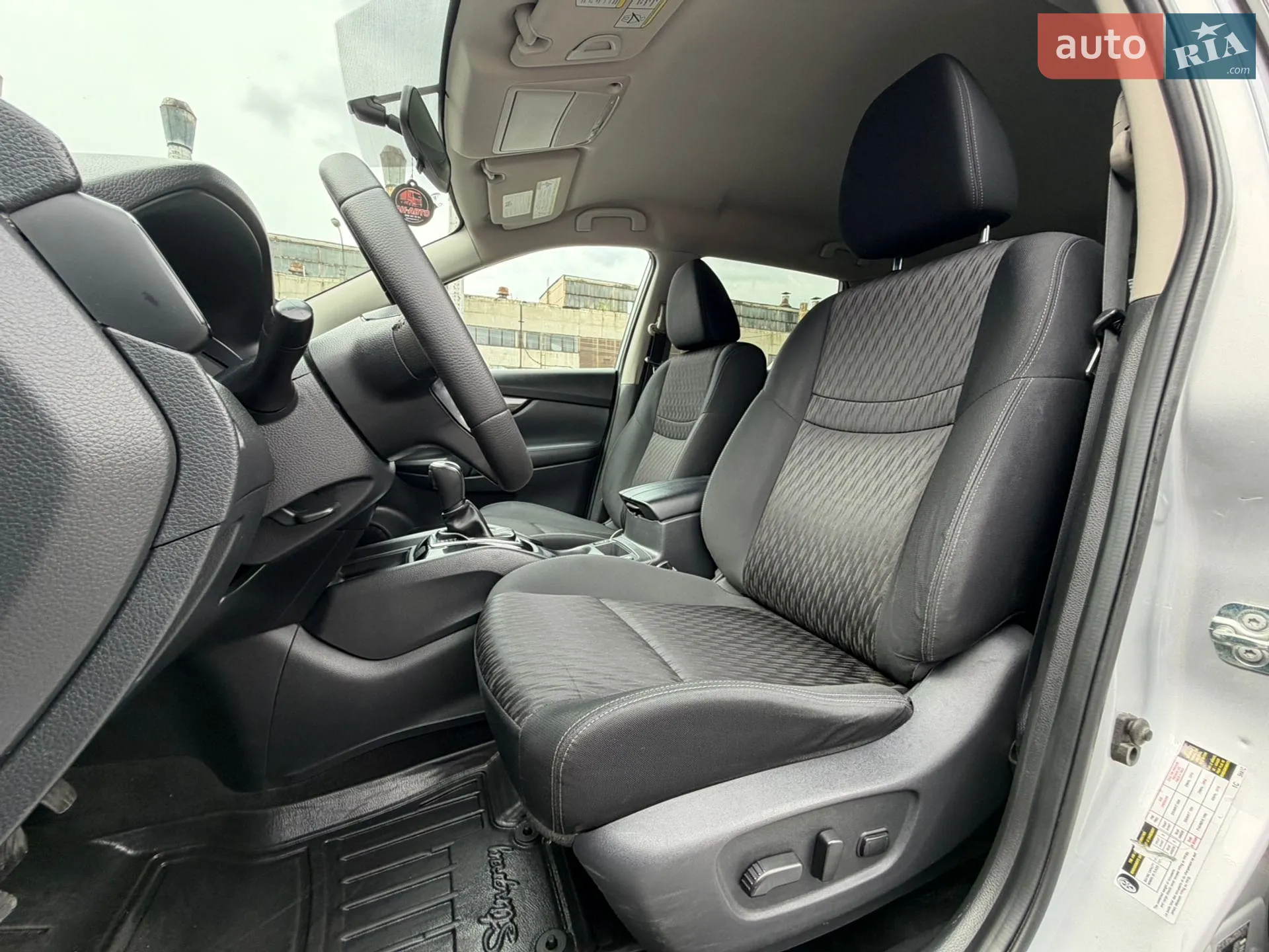 2017 Nissan Rogue - мініатюра 26