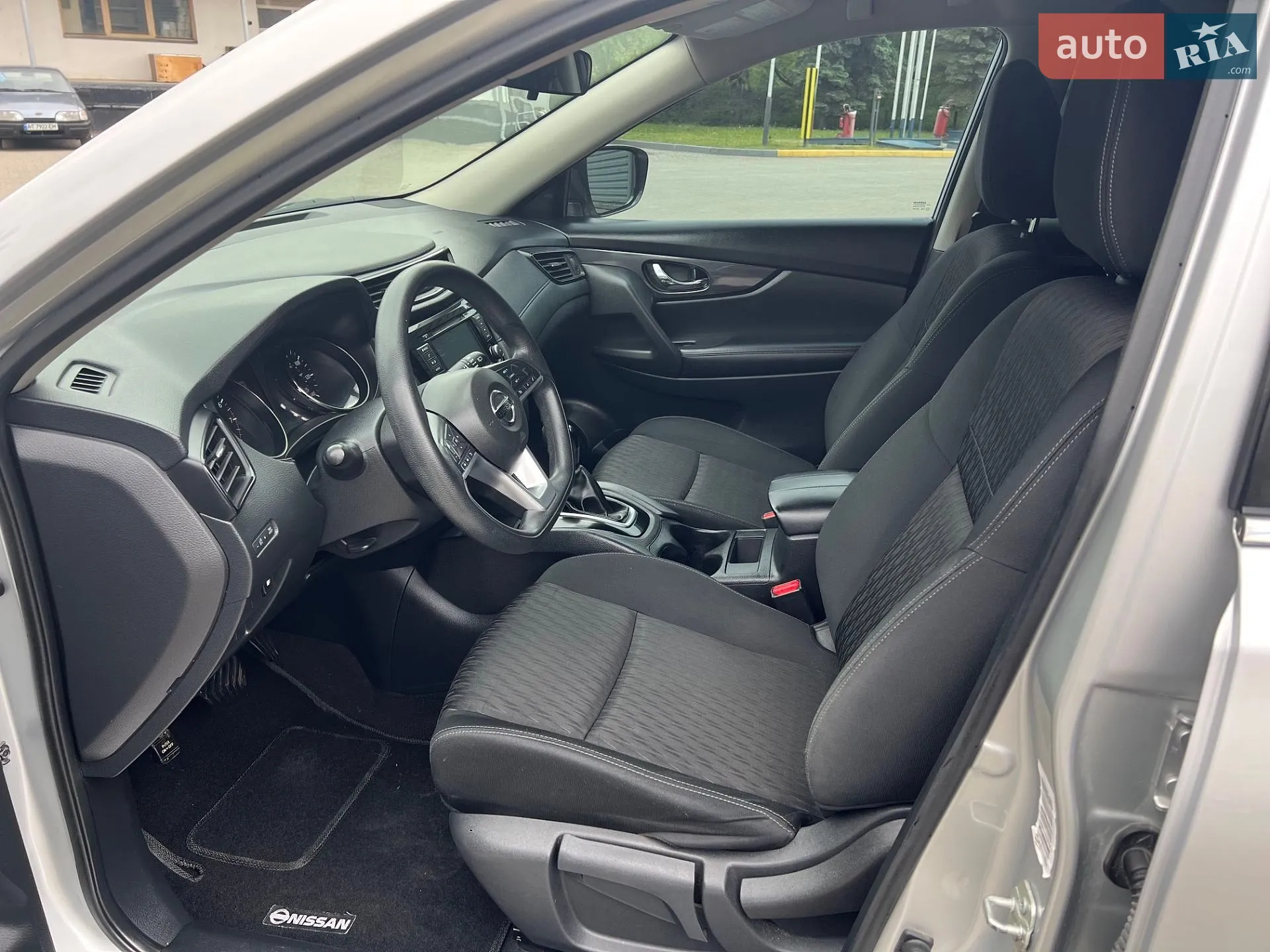2017 Nissan Rogue - мініатюра 19