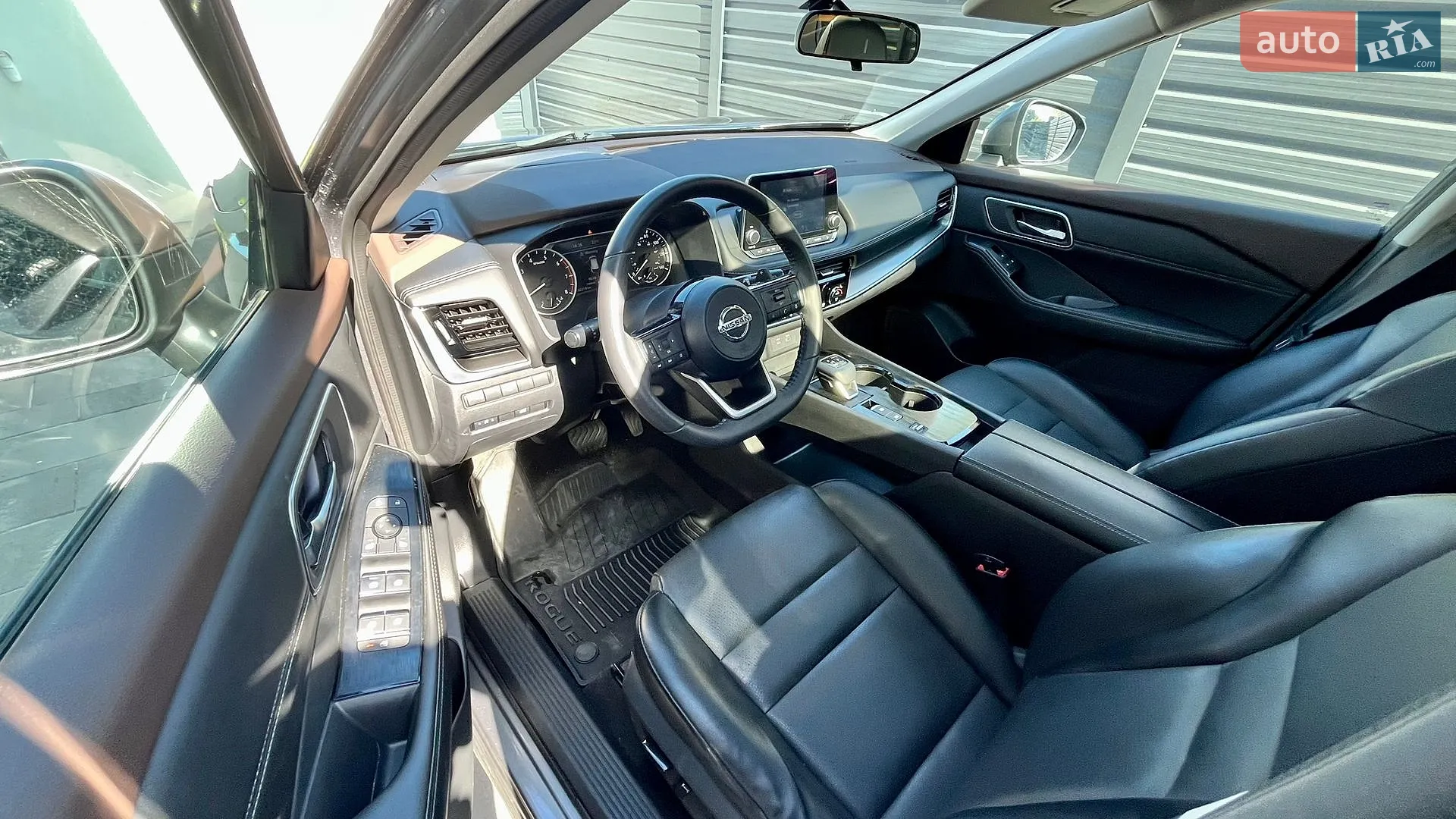 2021 Nissan Rogue - мініатюра 8