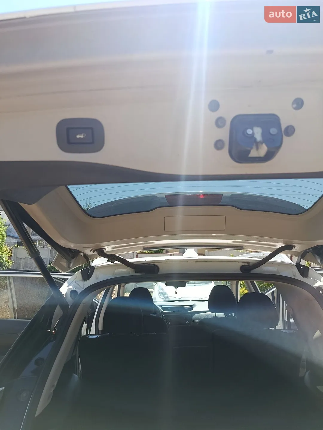 2018 Nissan Rogue - мініатюра 16