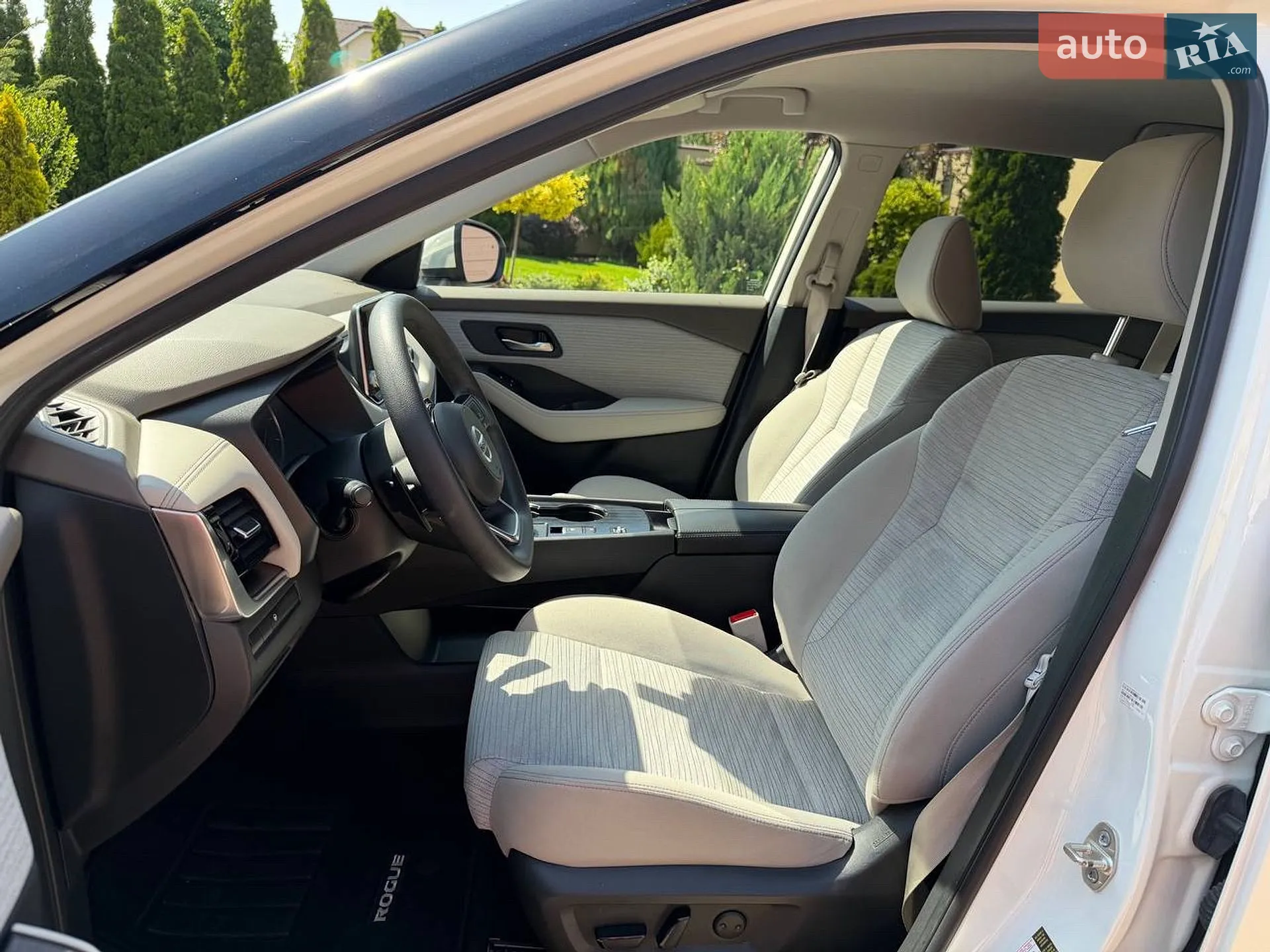 2020 Nissan Rogue - мініатюра 16