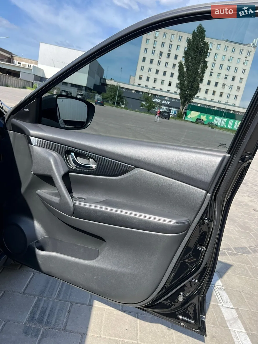 2017 Nissan Rogue - мініатюра 10