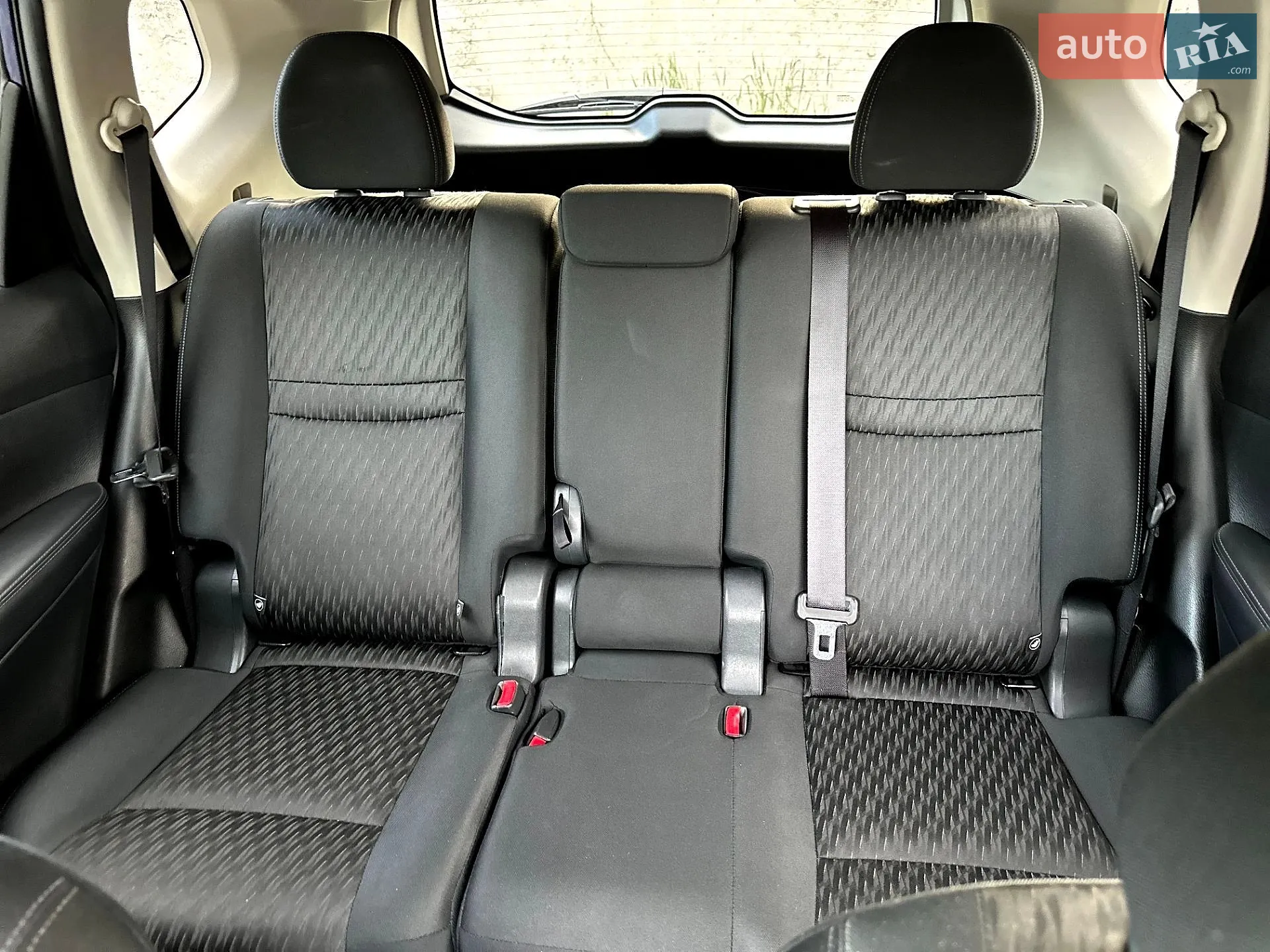 2018 Nissan Rogue - мініатюра 13