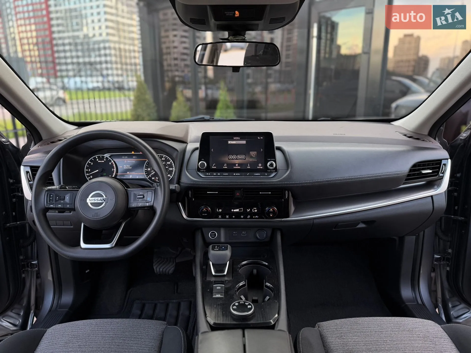 2021 Nissan Rogue - мініатюра 11