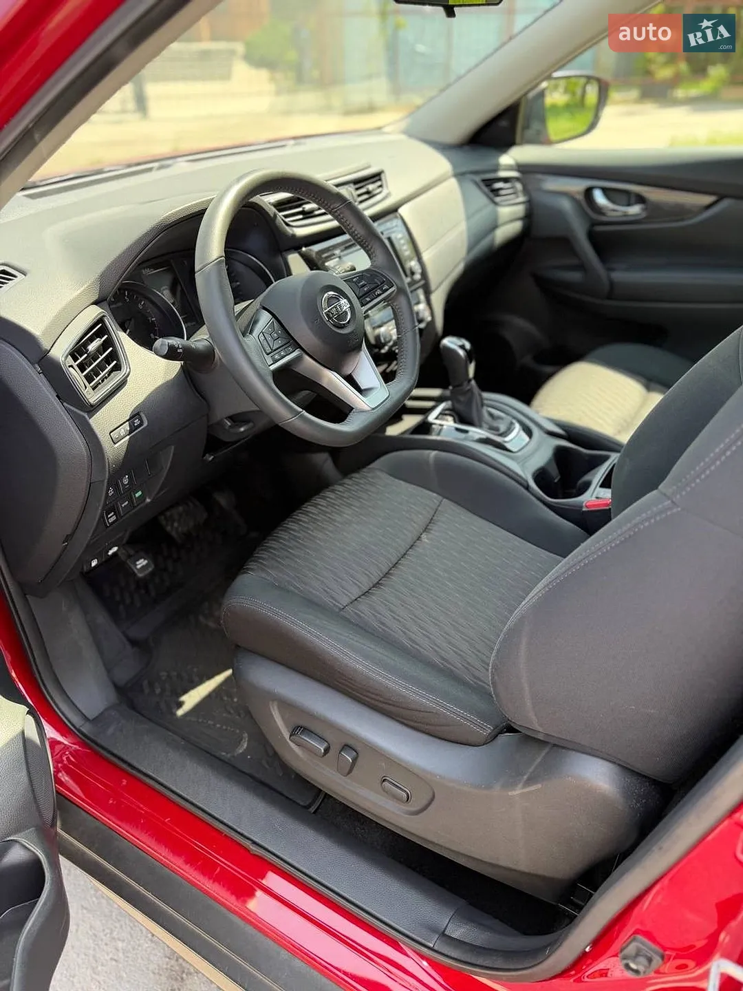 2017 Nissan Rogue - мініатюра 10
