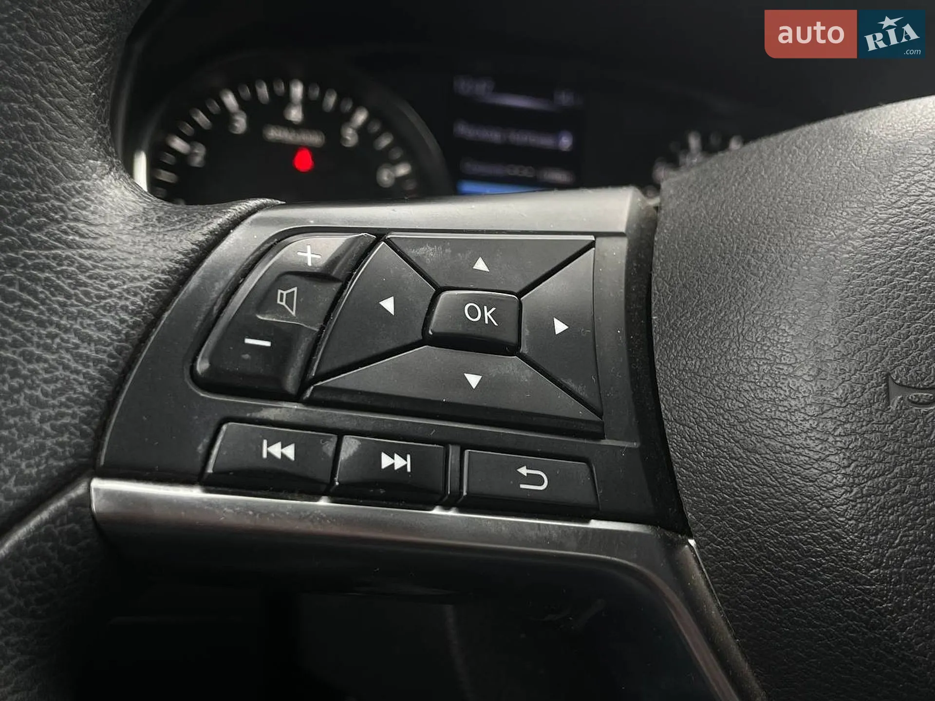 2018 Nissan Rogue - мініатюра 22