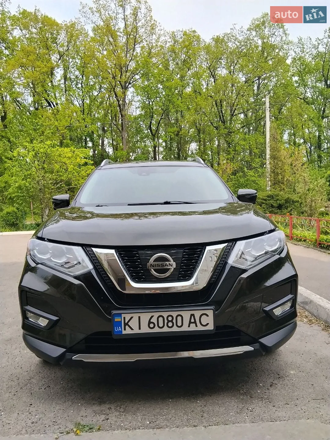 2017 Nissan Rogue - мініатюра 2