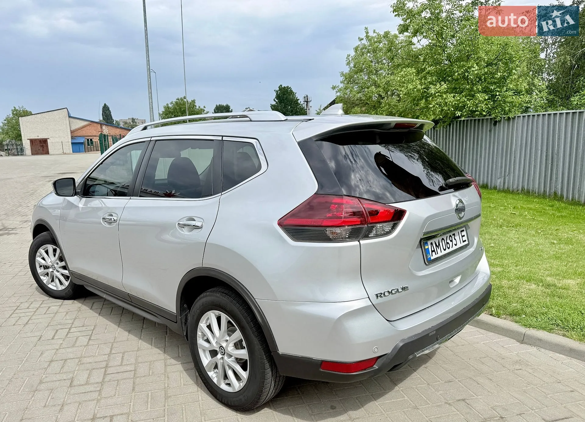 2018 Nissan Rogue - мініатюра 8