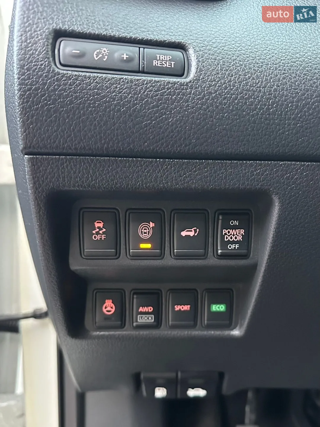 2016 Nissan Rogue - мініатюра 32