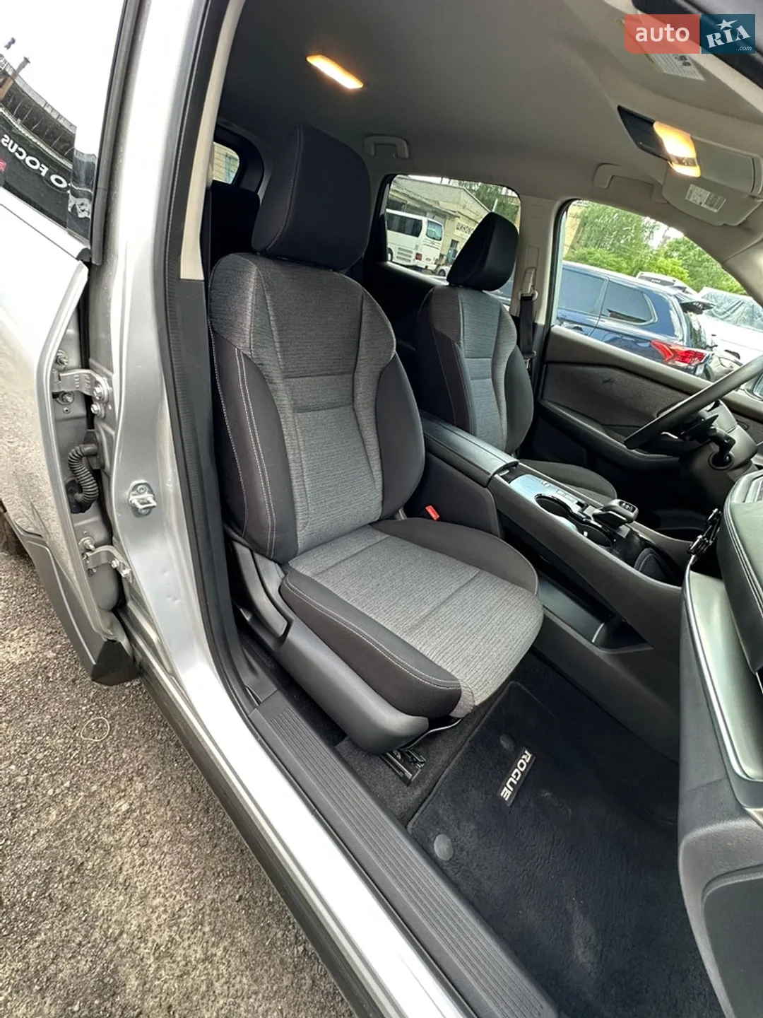 2021 Nissan Rogue - мініатюра 24