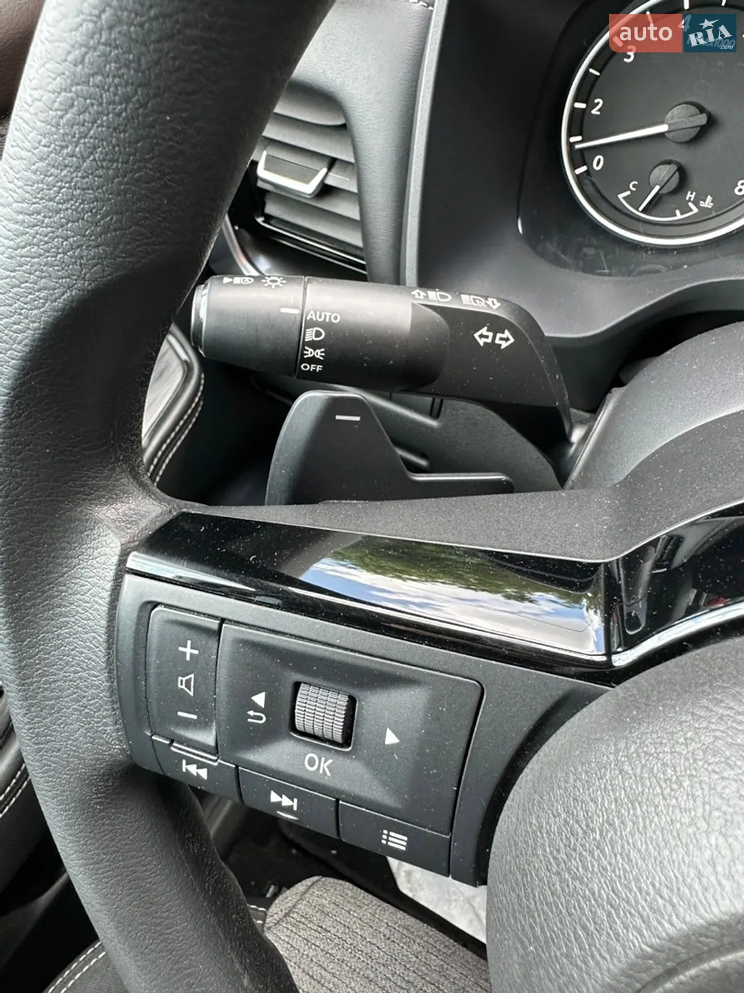 2021 Nissan Rogue - мініатюра 29