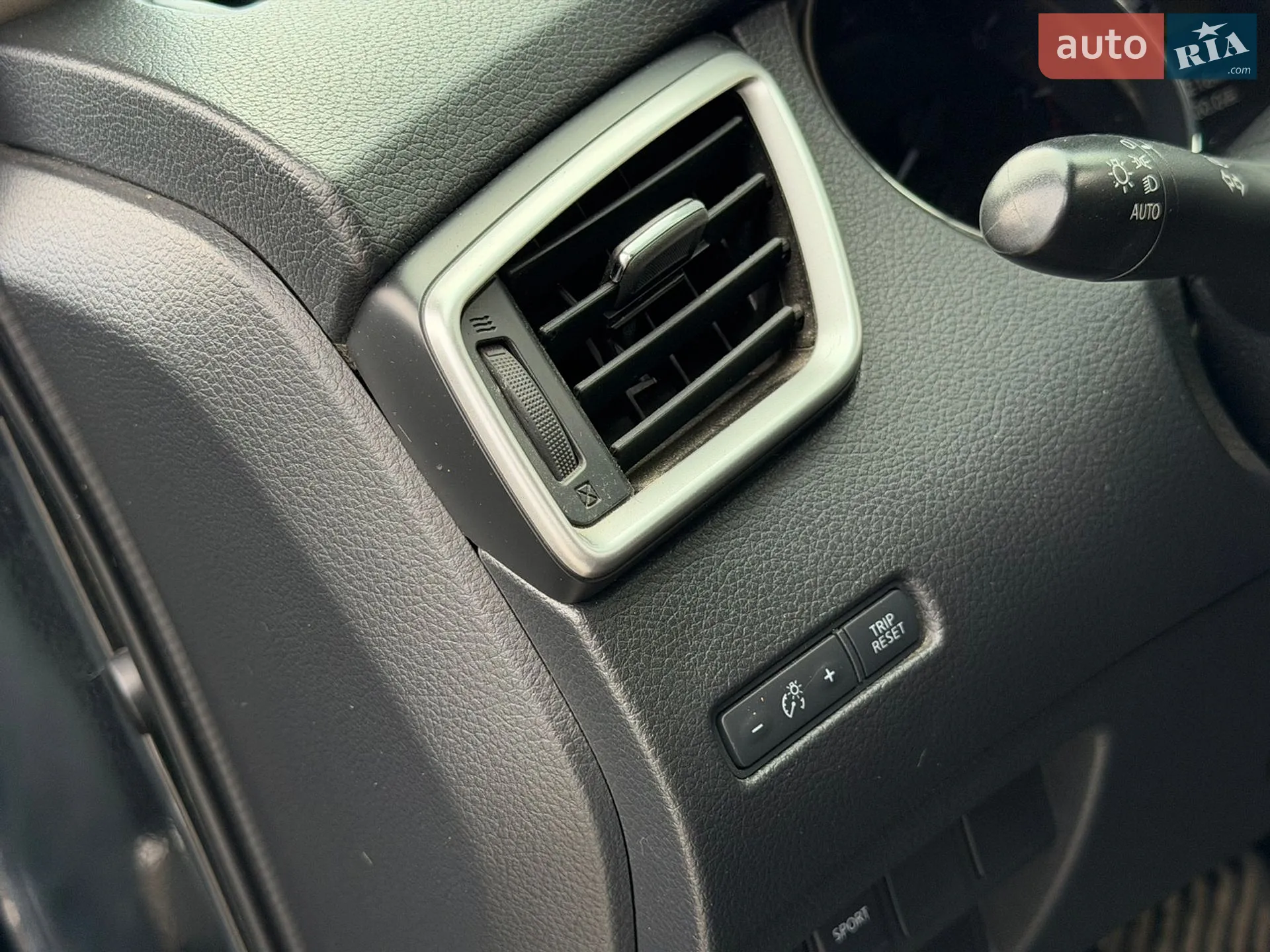 2016 Nissan Rogue - мініатюра 44