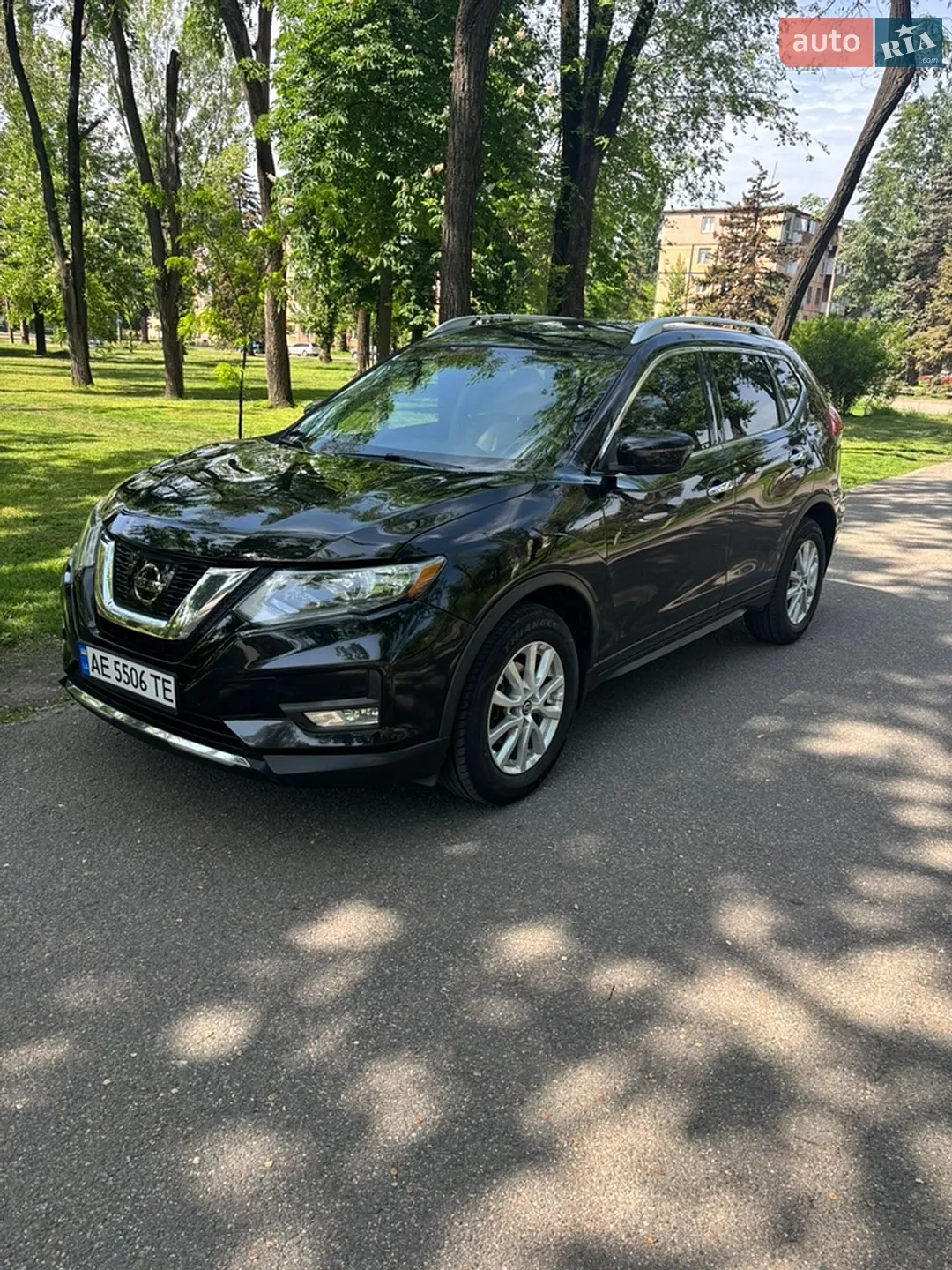 2017 Nissan Rogue - мініатюра 2