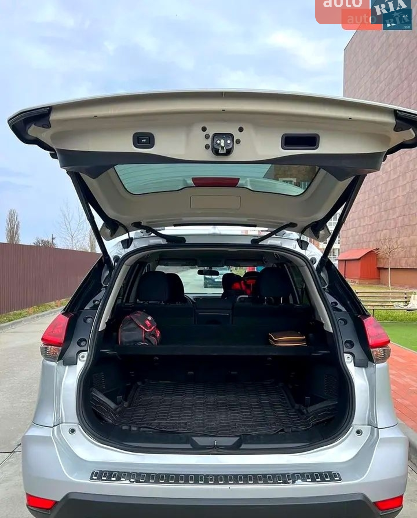 2018 Nissan Rogue - мініатюра 5