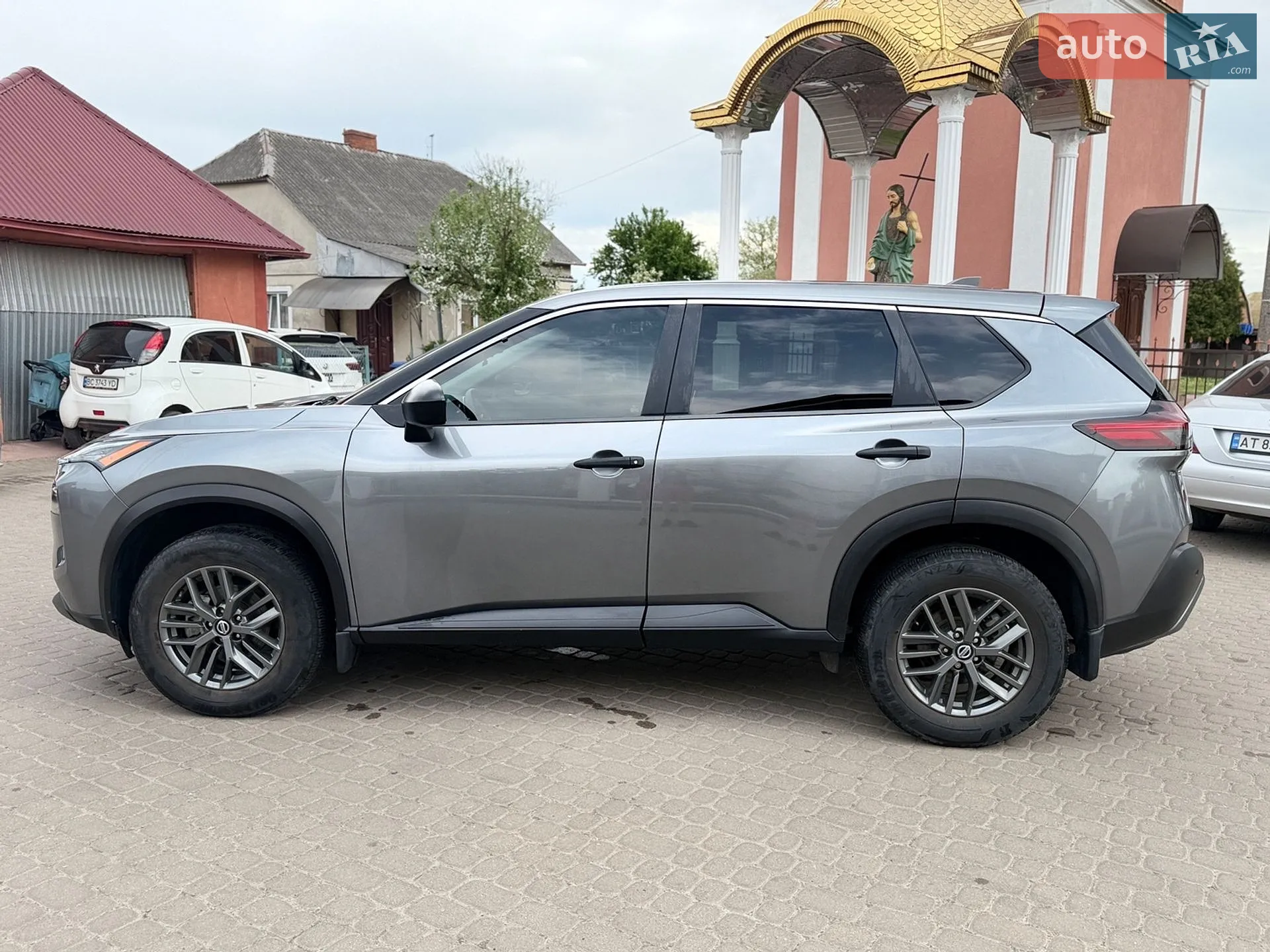 2021 Nissan Rogue - мініатюра 4