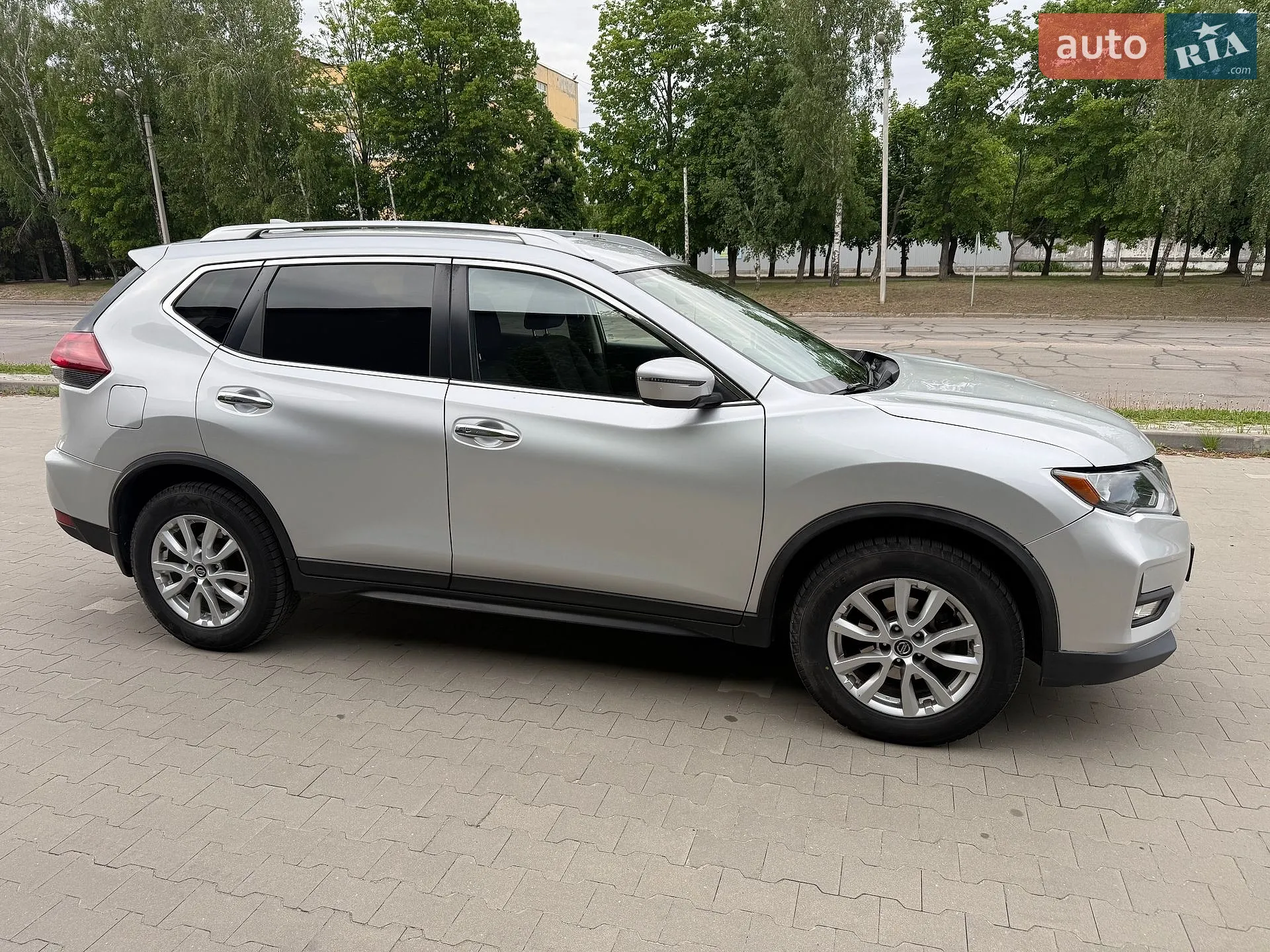 2019 Nissan Rogue - мініатюра 4