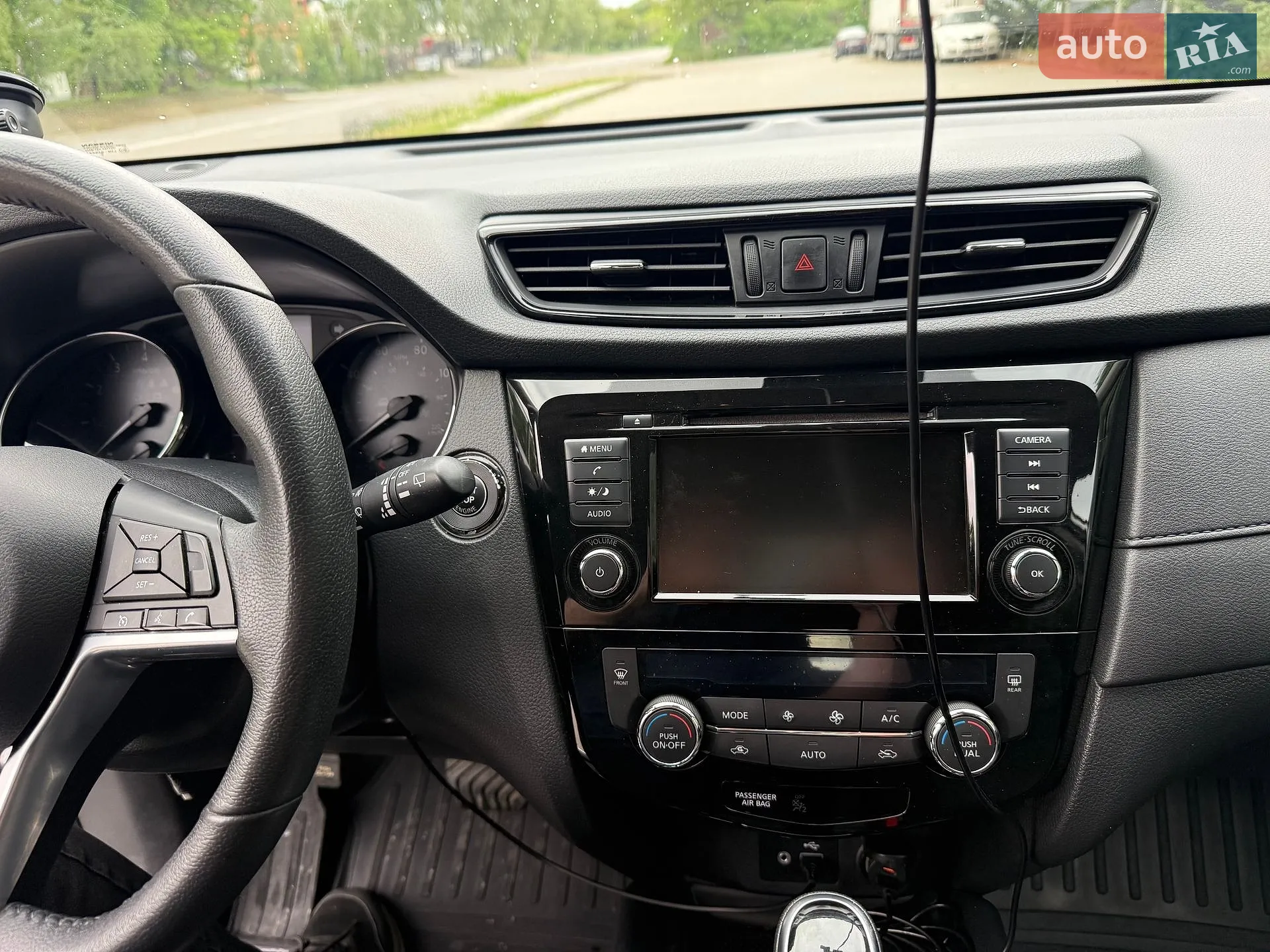 2019 Nissan Rogue - мініатюра 21