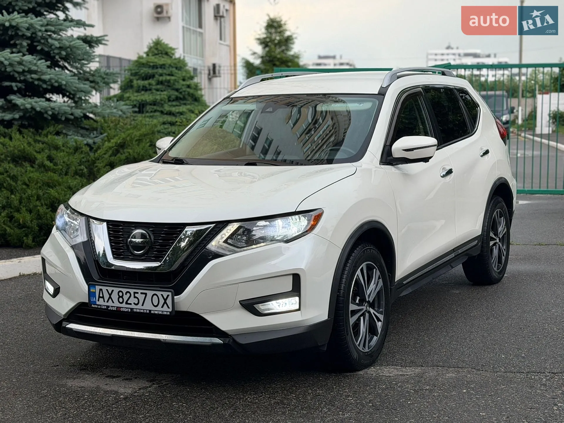 2018 Nissan Rogue - мініатюра 3