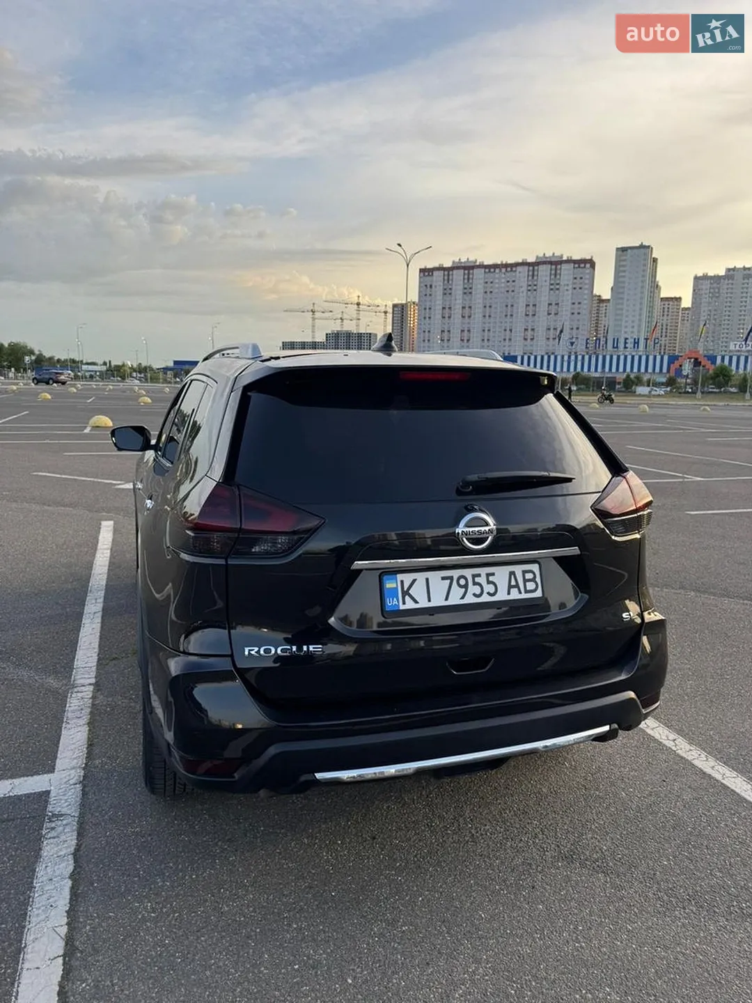 2018 Nissan Rogue - мініатюра 3