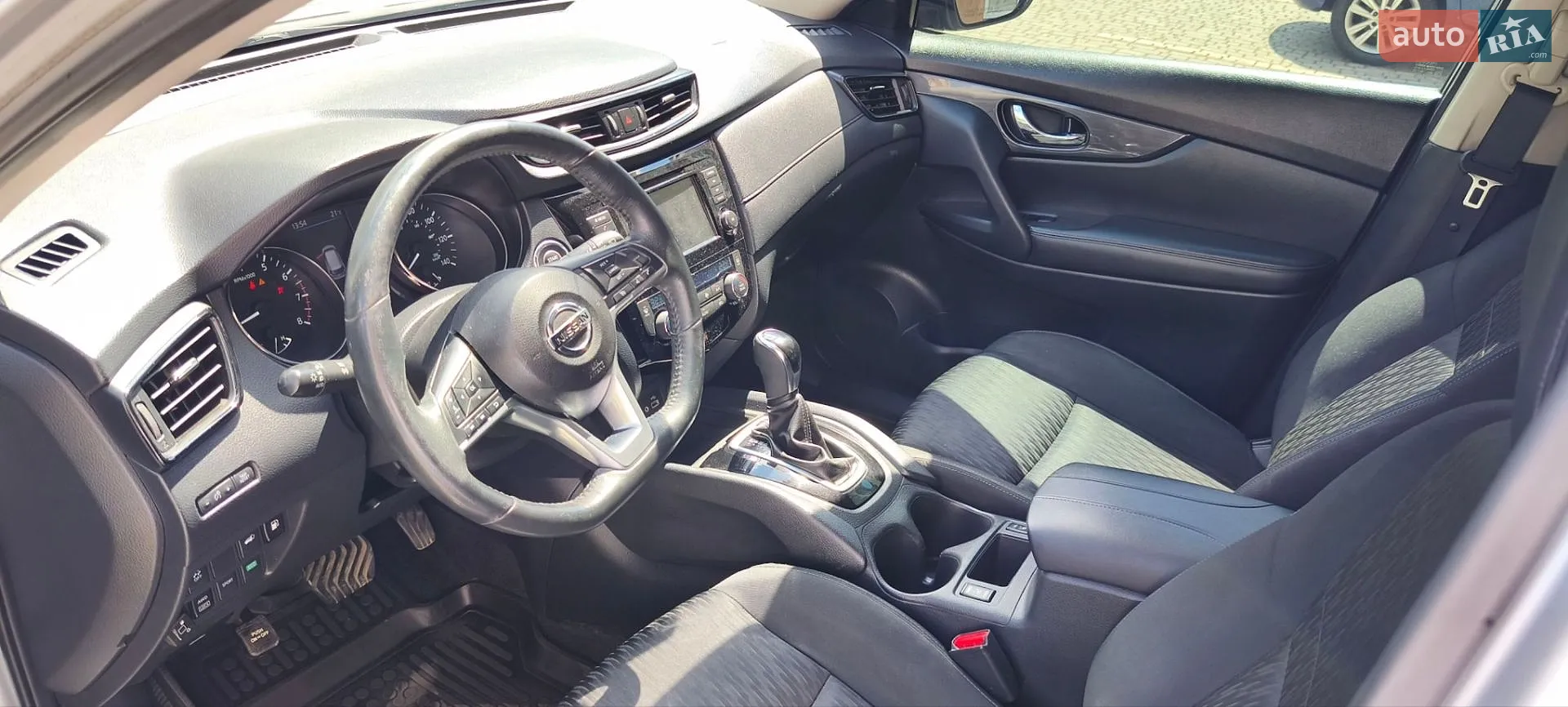 2017 Nissan Rogue - мініатюра 6