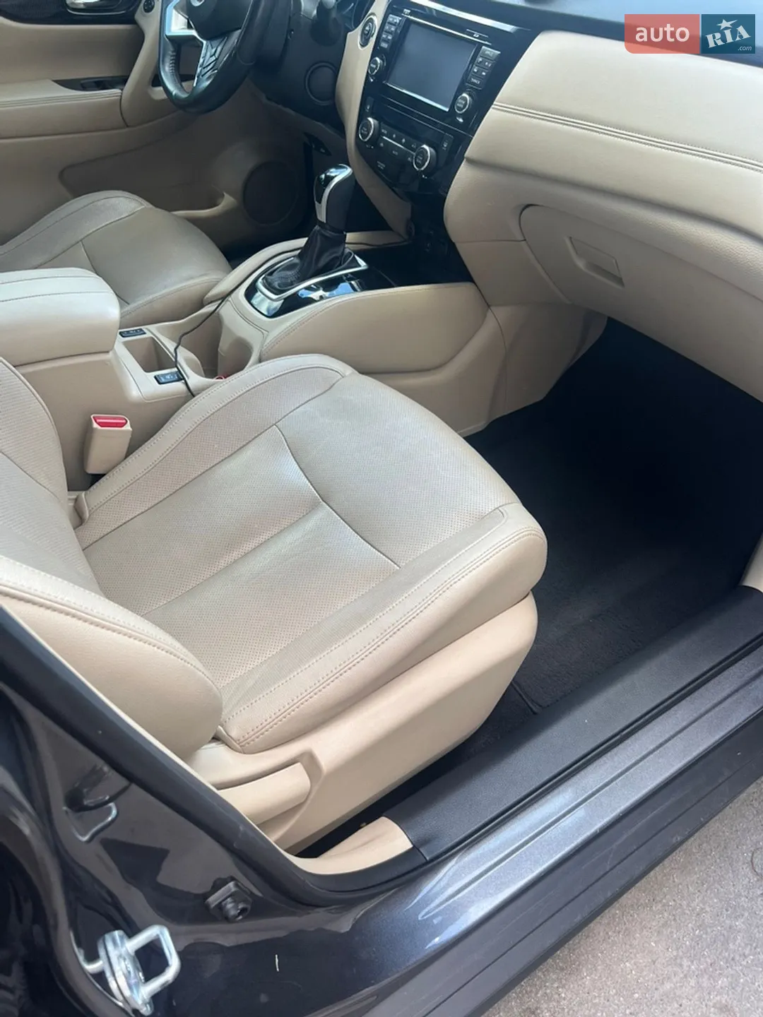 2016 Nissan Rogue - мініатюра 11
