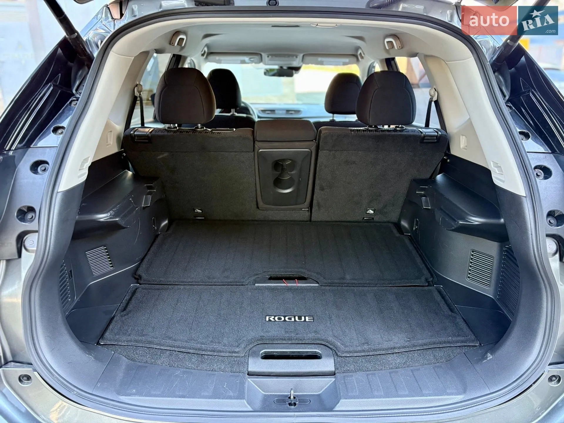 2018 Nissan Rogue - мініатюра 13