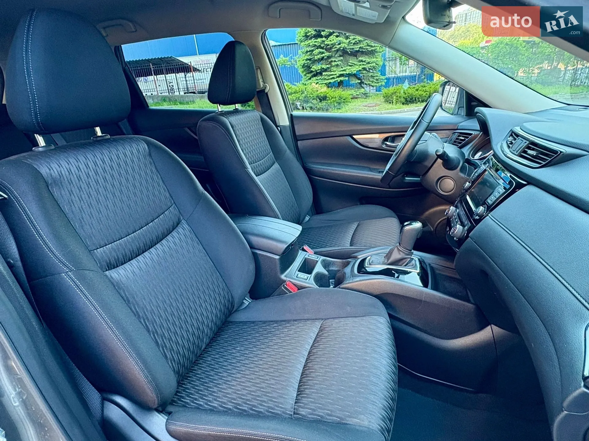 2018 Nissan Rogue - мініатюра 17