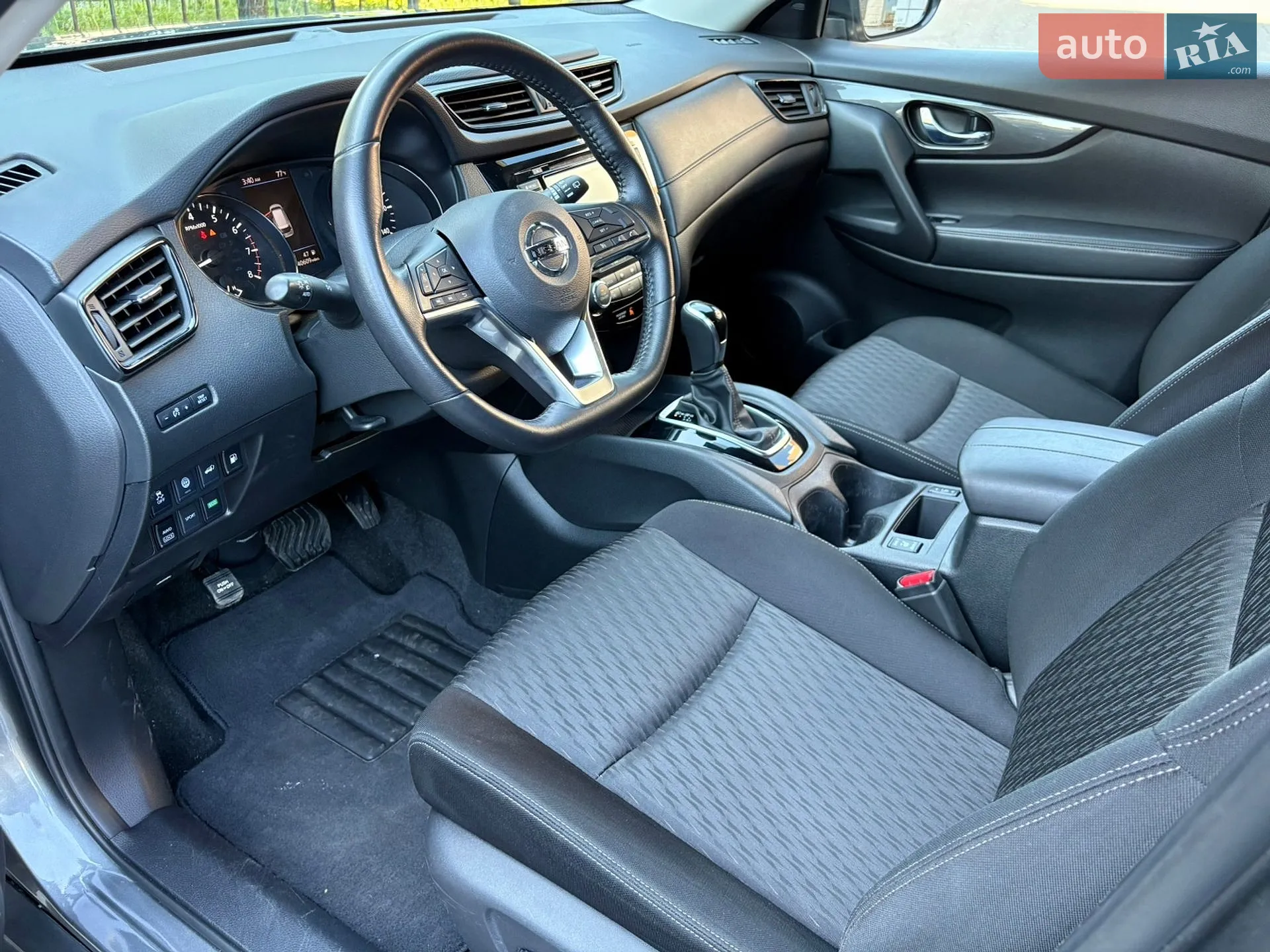 2018 Nissan Rogue - мініатюра 21