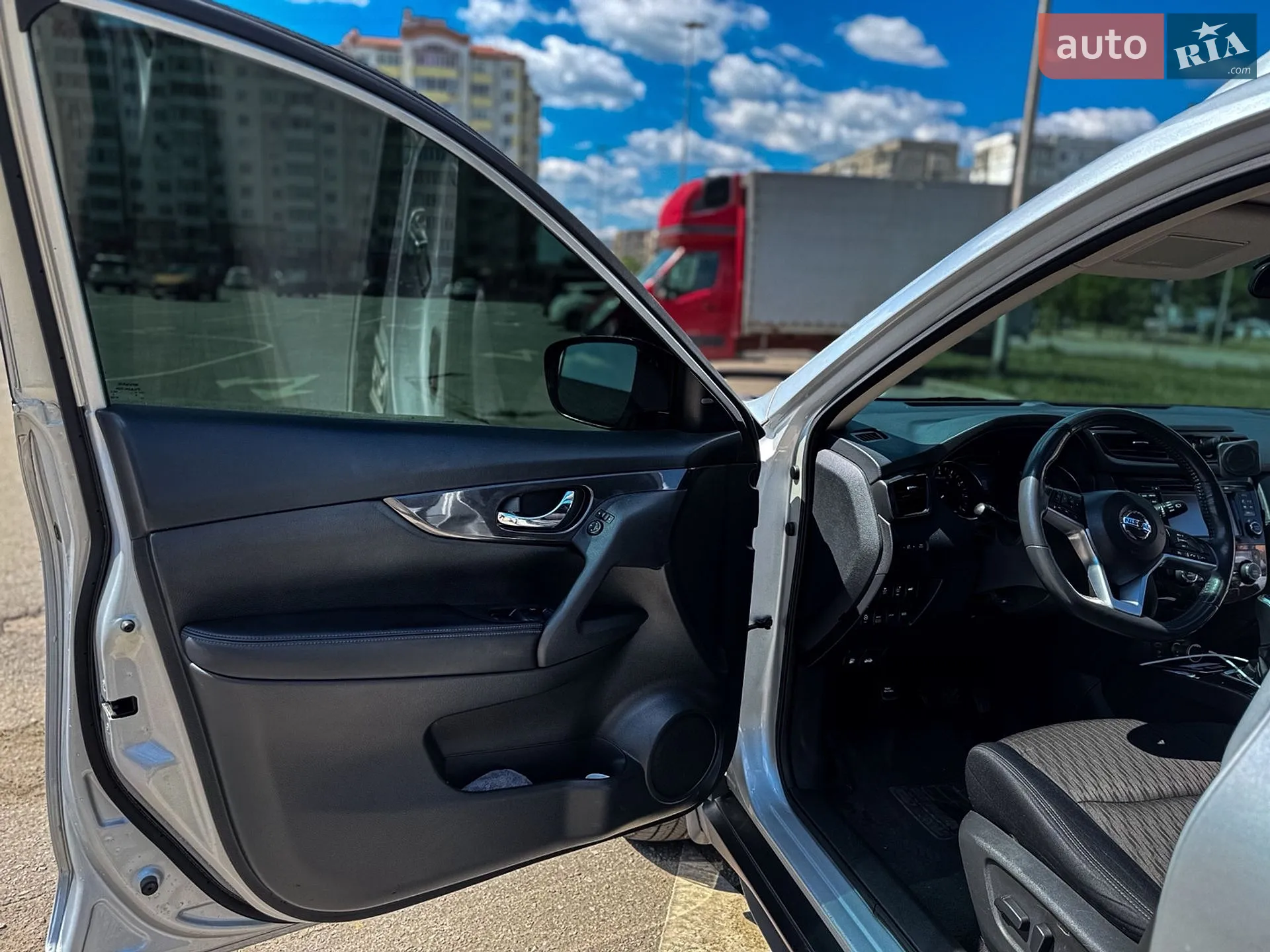 2017 Nissan Rogue - мініатюра 15