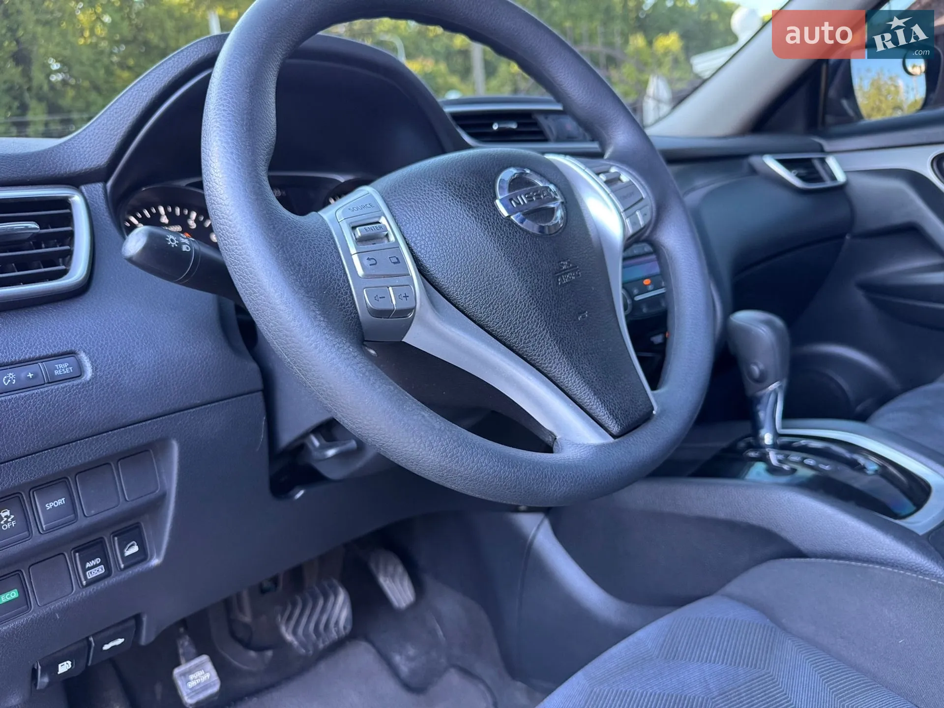 2016 Nissan Rogue - мініатюра 28