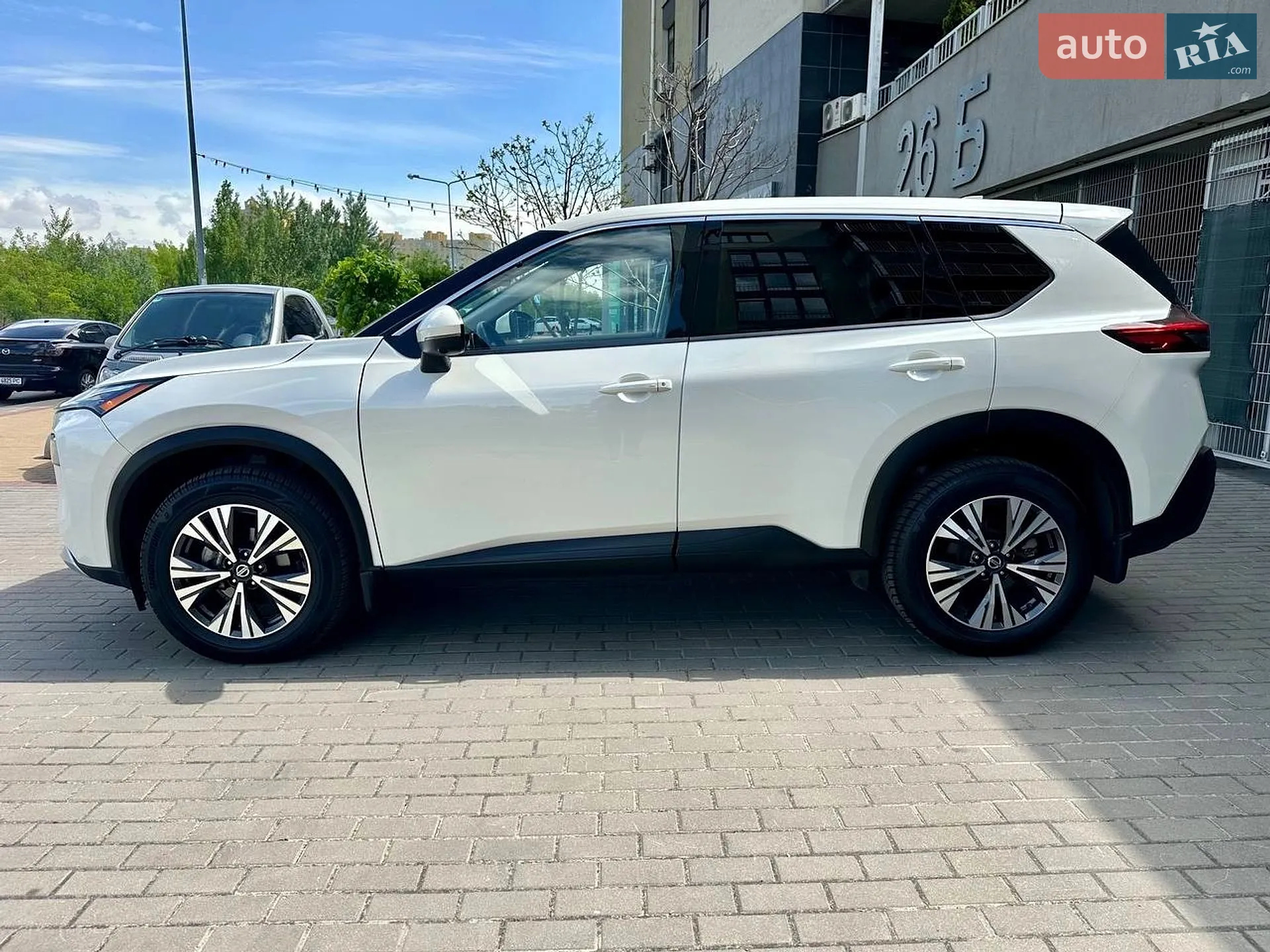 2021 Nissan Rogue - мініатюра 7